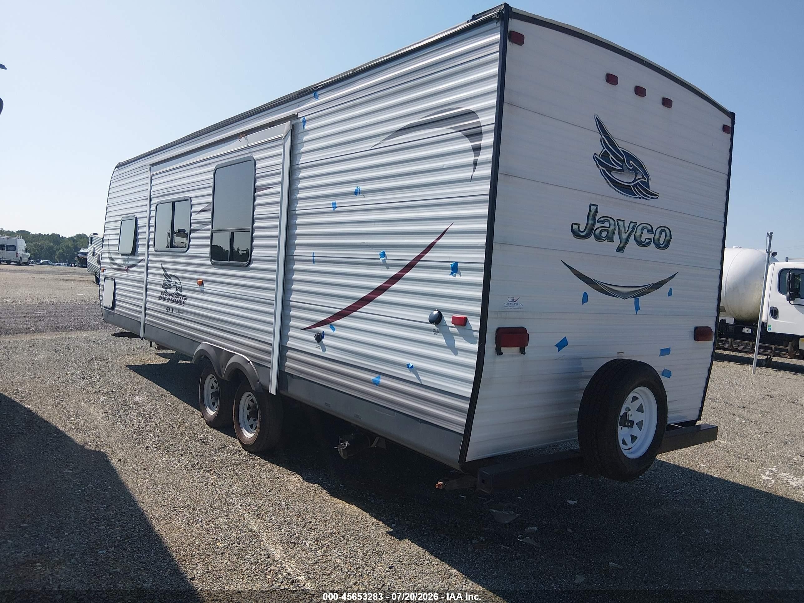 2015 Jayco Jay Flight VIN 1UJBJ0BNXF17W0759 IAAI salvage auction — Top/Roof, Salvage (Delaware), sold $1,750 on 2026-09-23 (photo 3)