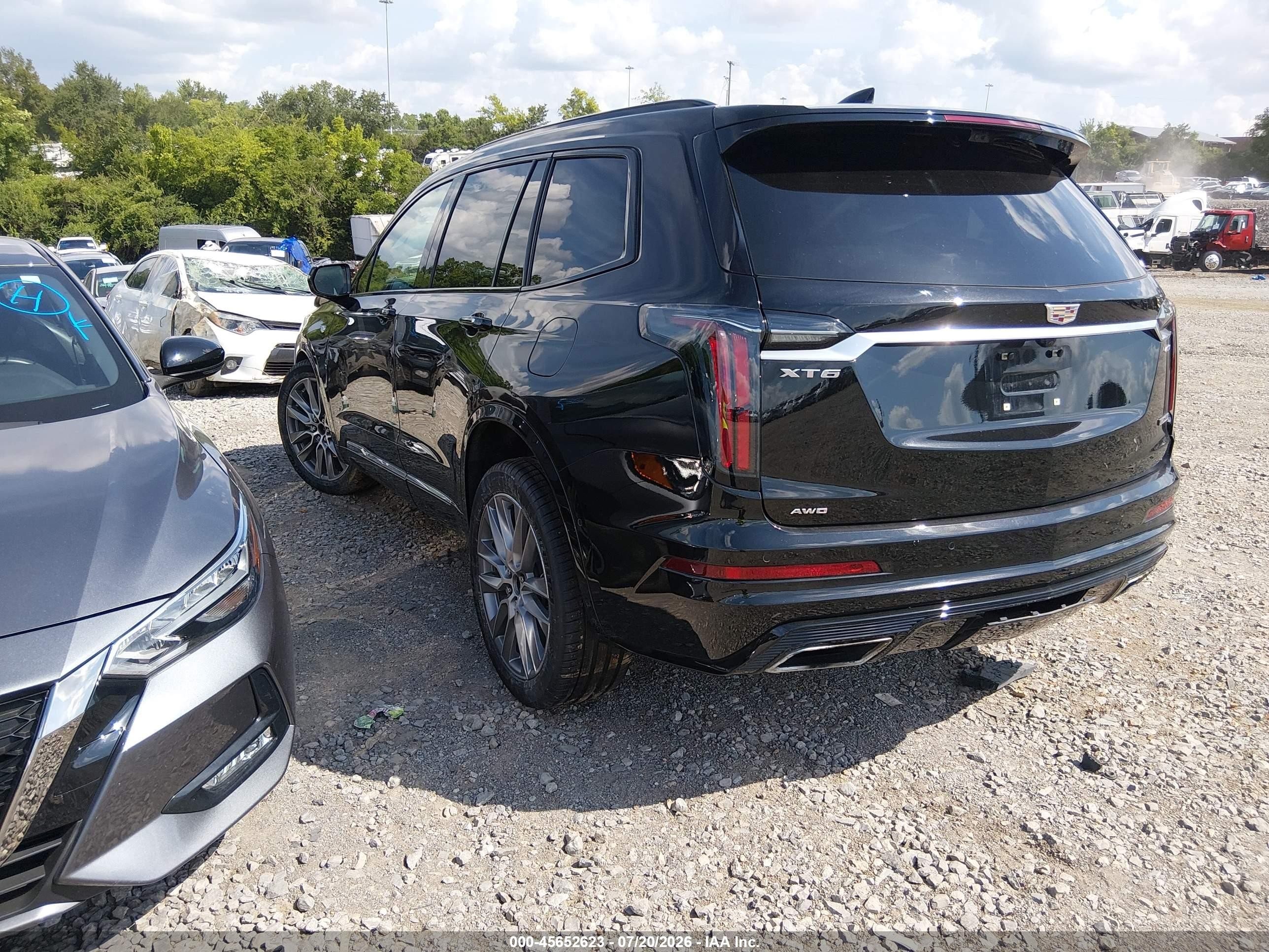 2020 Cadillac XT6 VIN 1GYKPGRS6LZ237703 IAAI salvage auction — Front End, Salvage (Tennessee), sold $7,700 on 2026-09-14 (photo 3)