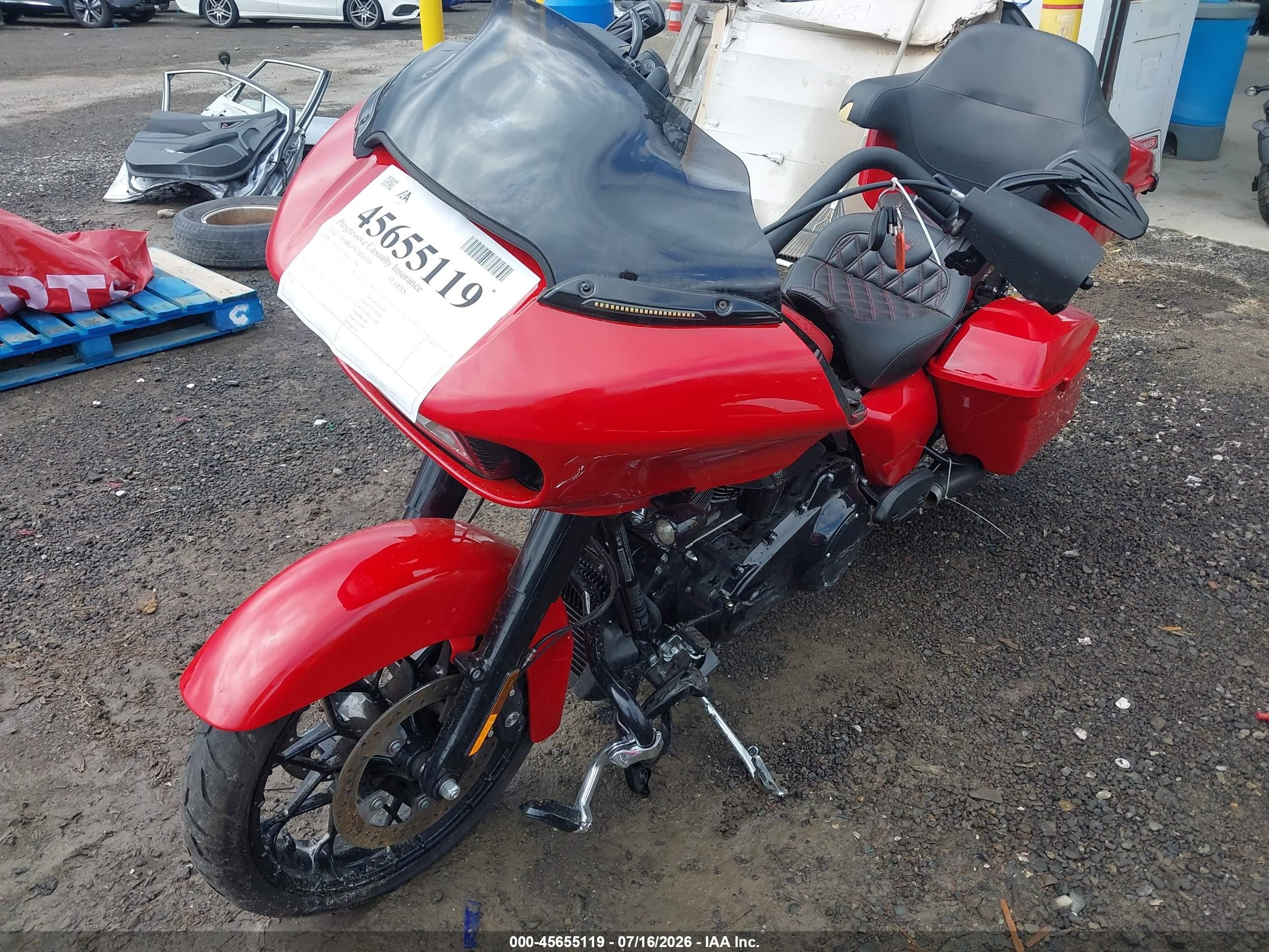 2022 Harley-davidson Road glide VIN 1HD1KTP18NB607644 IAAI salvage auction — Side, Bill Of Sale (Washington), sold $6,700 on 2026-09-09 (photo 2)