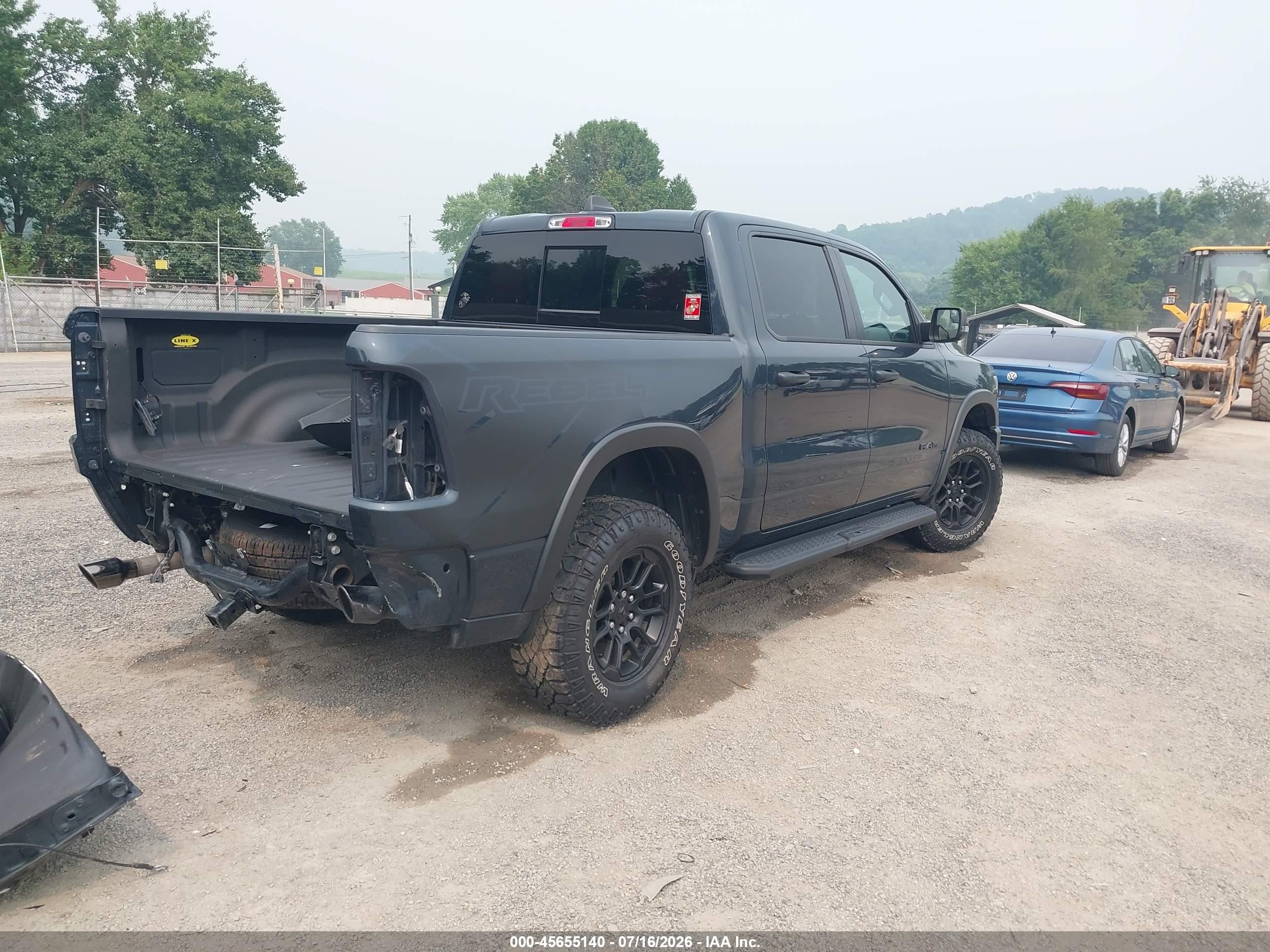 2025 Ram 1500 VIN 1C6SRFLP1SN633551 IAAI salvage auction — Rear End, Salvage (Ohio), sold $26,250 on 2026-09-11 (photo 4)