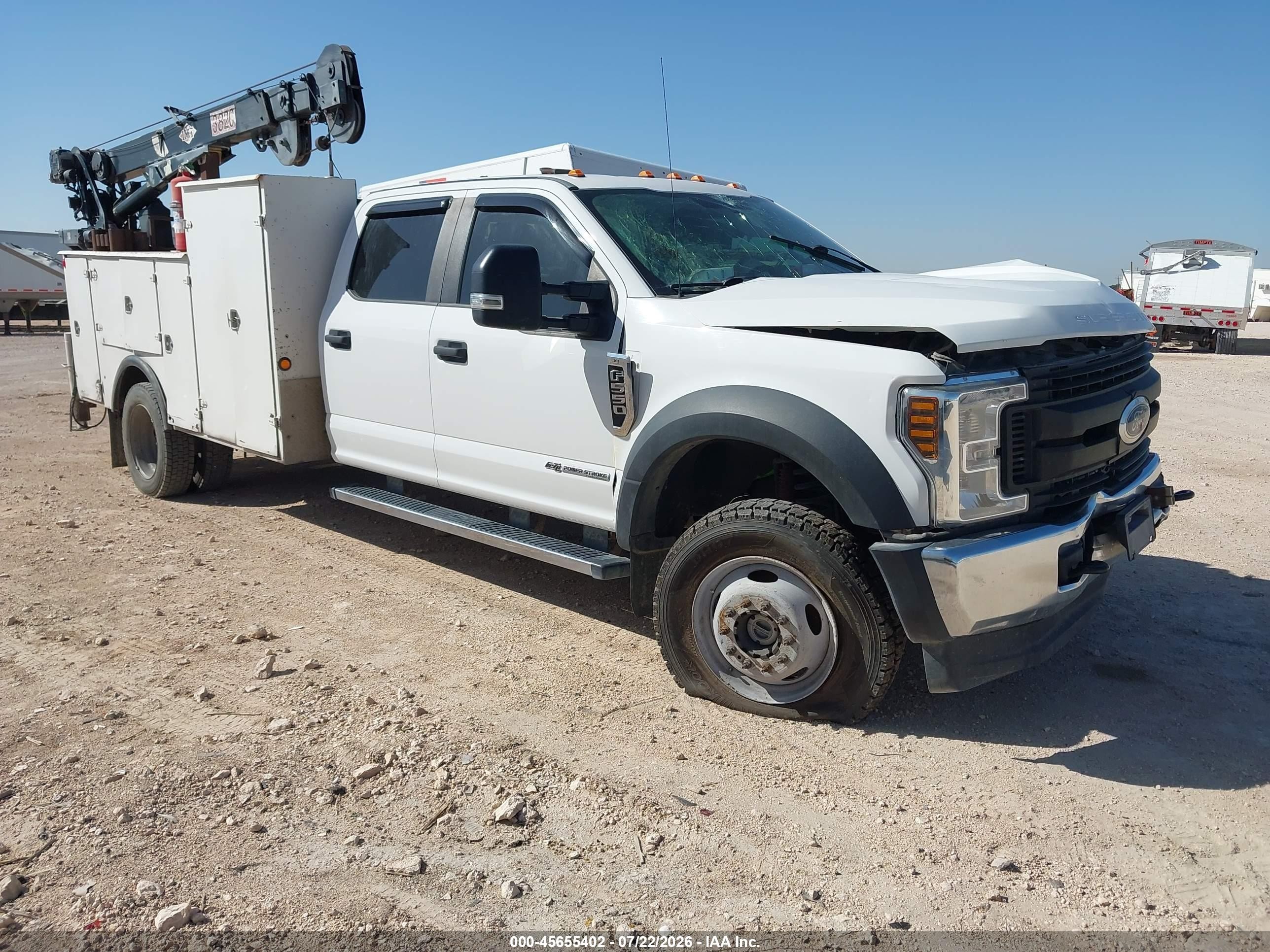 2018 Ford F-550 Chassis VIN 1FD0W5HT3JEC94424 — IAAI salvage auction photo