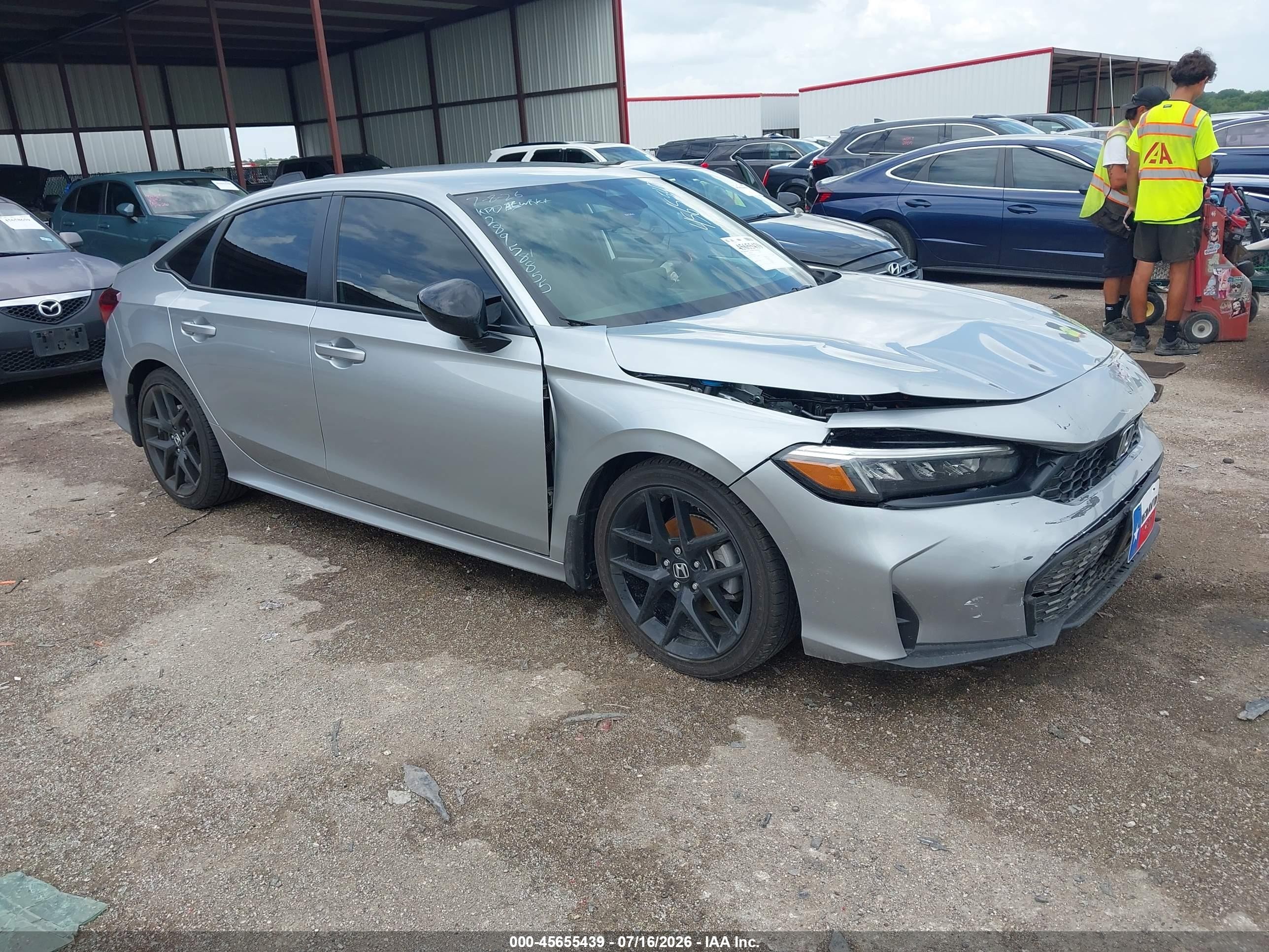 2026 Honda Civic VIN 2HGFE2F51TH529209 — IAAI salvage auction photo