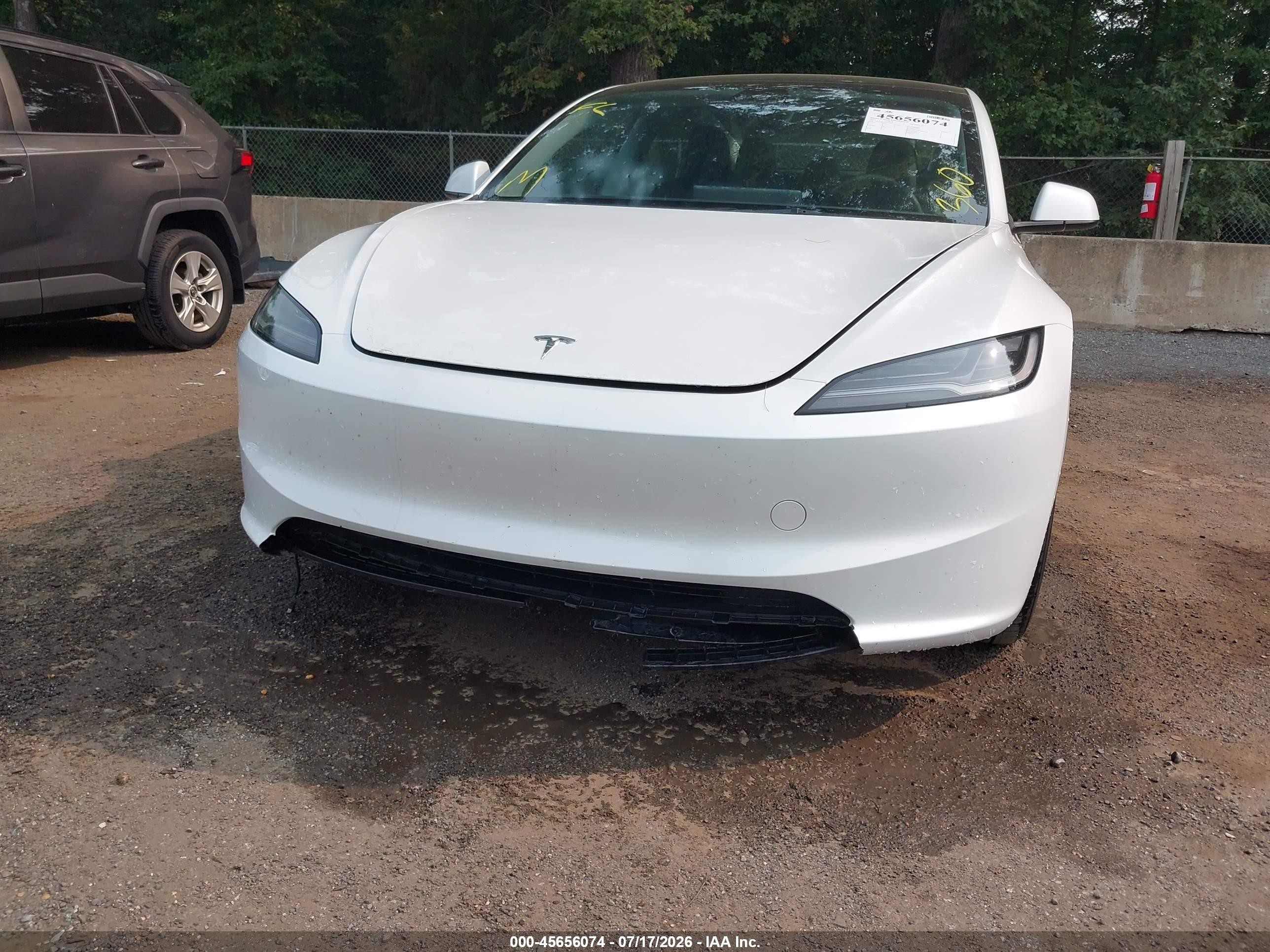 2025 Tesla Model 3 VIN 5YJ3E1EA3SF070957 IAAI salvage auction — Front End, Salvage - Greater Than 75% (Maryland), sold $16,700 on 2026-08-28 (photo 6)