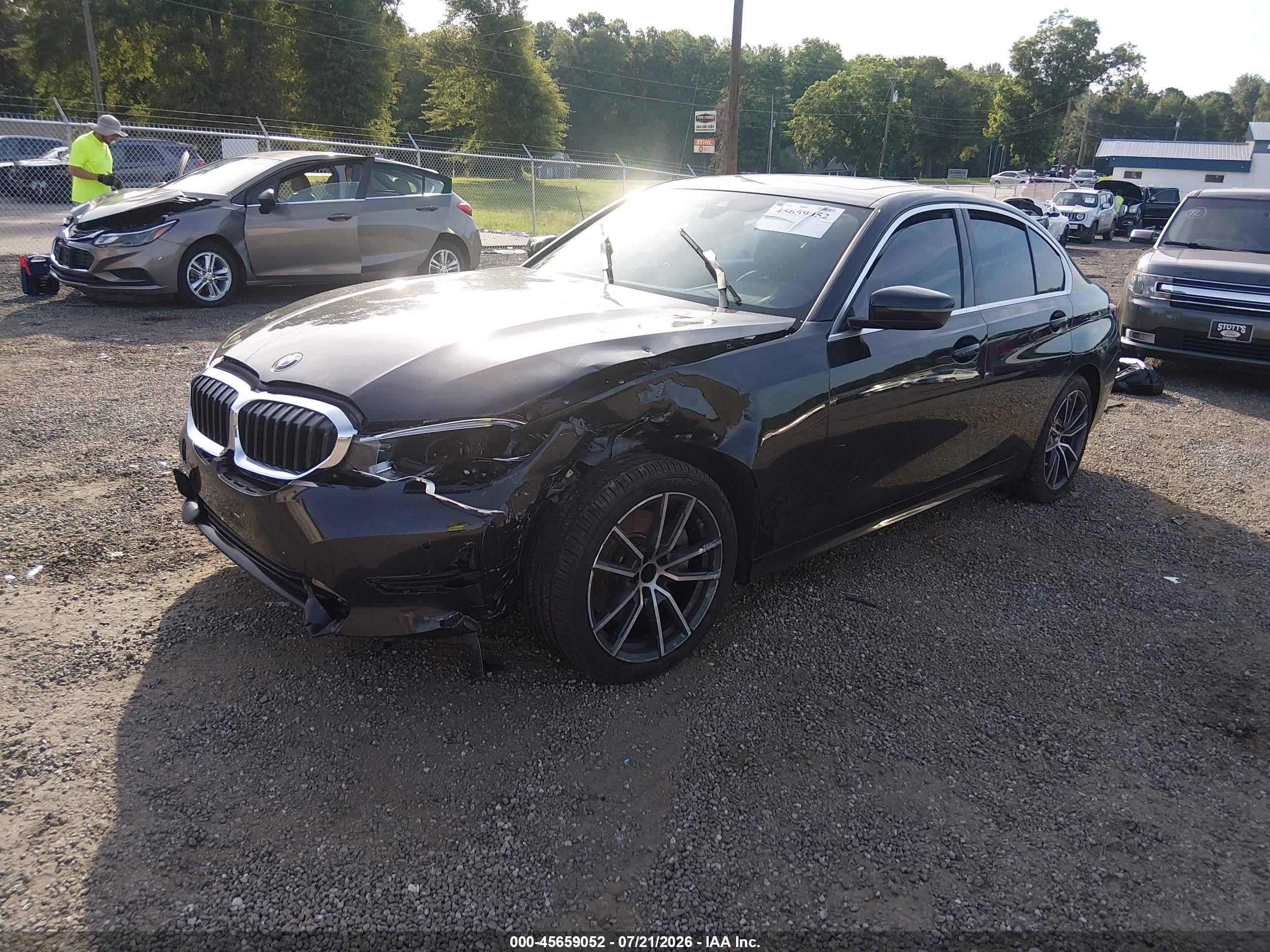 2019 BMW 3er VIN WBA5R1C54KAK09504 IAAI salvage auction — Front End, Salvage (South Carolina), sold $4,950 on 2026-09-16 (photo 2)