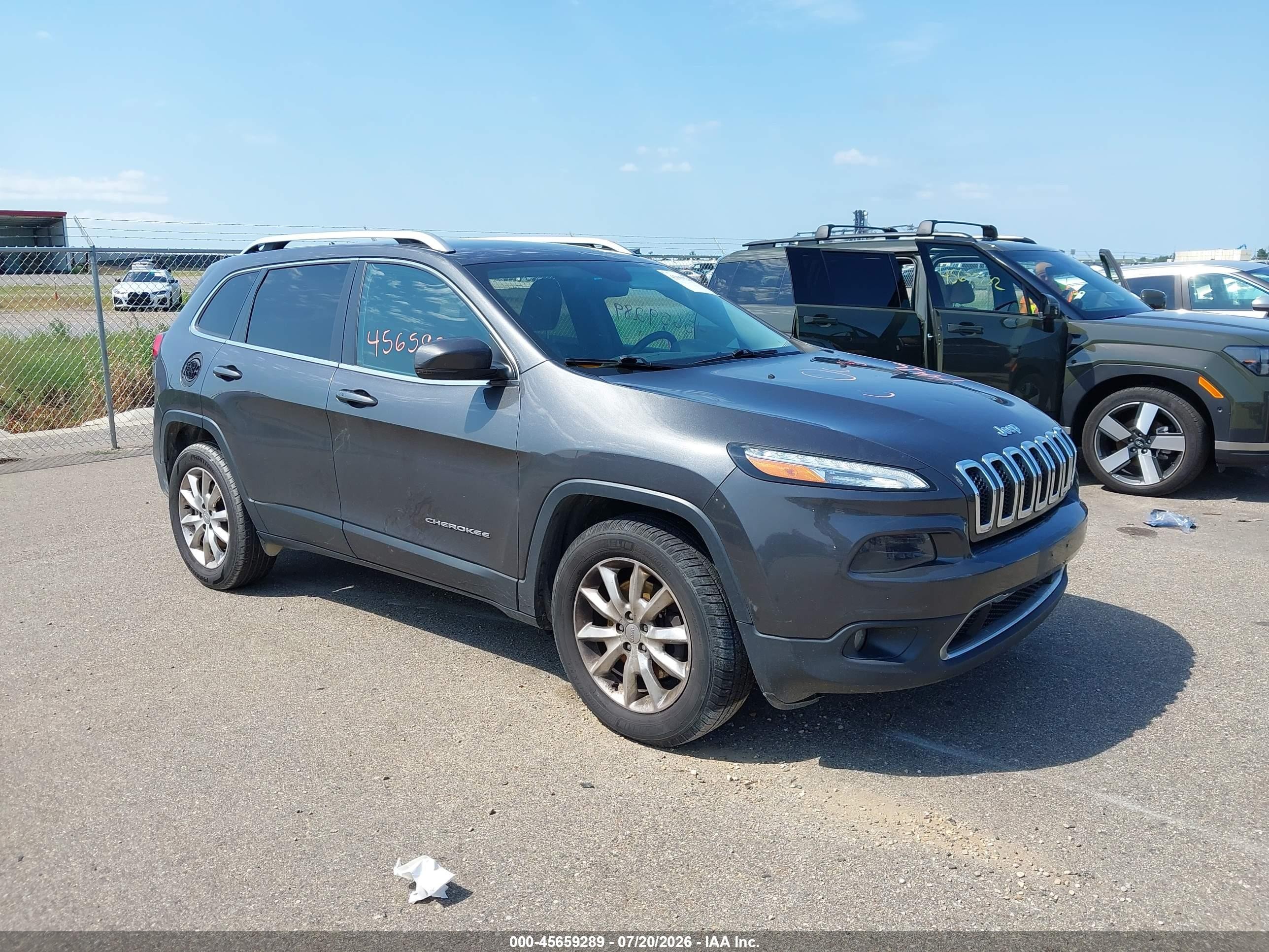 2015 Jeep Cherokee VIN 1C4PJMDS9FW765065 IAAI salvage auction — Hail, Salvage (Minnesota), sold $2,000 on 2026-10-07 (photo 1)