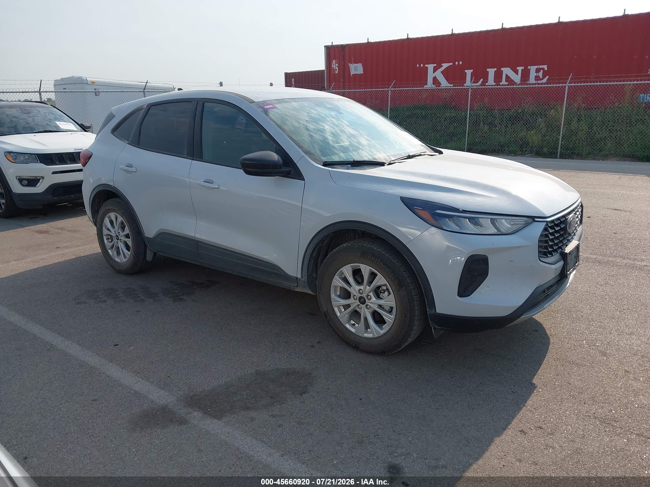 2025 Ford Escape VIN 1FMCU9GN3SUB59755 — IAAI salvage auction photo