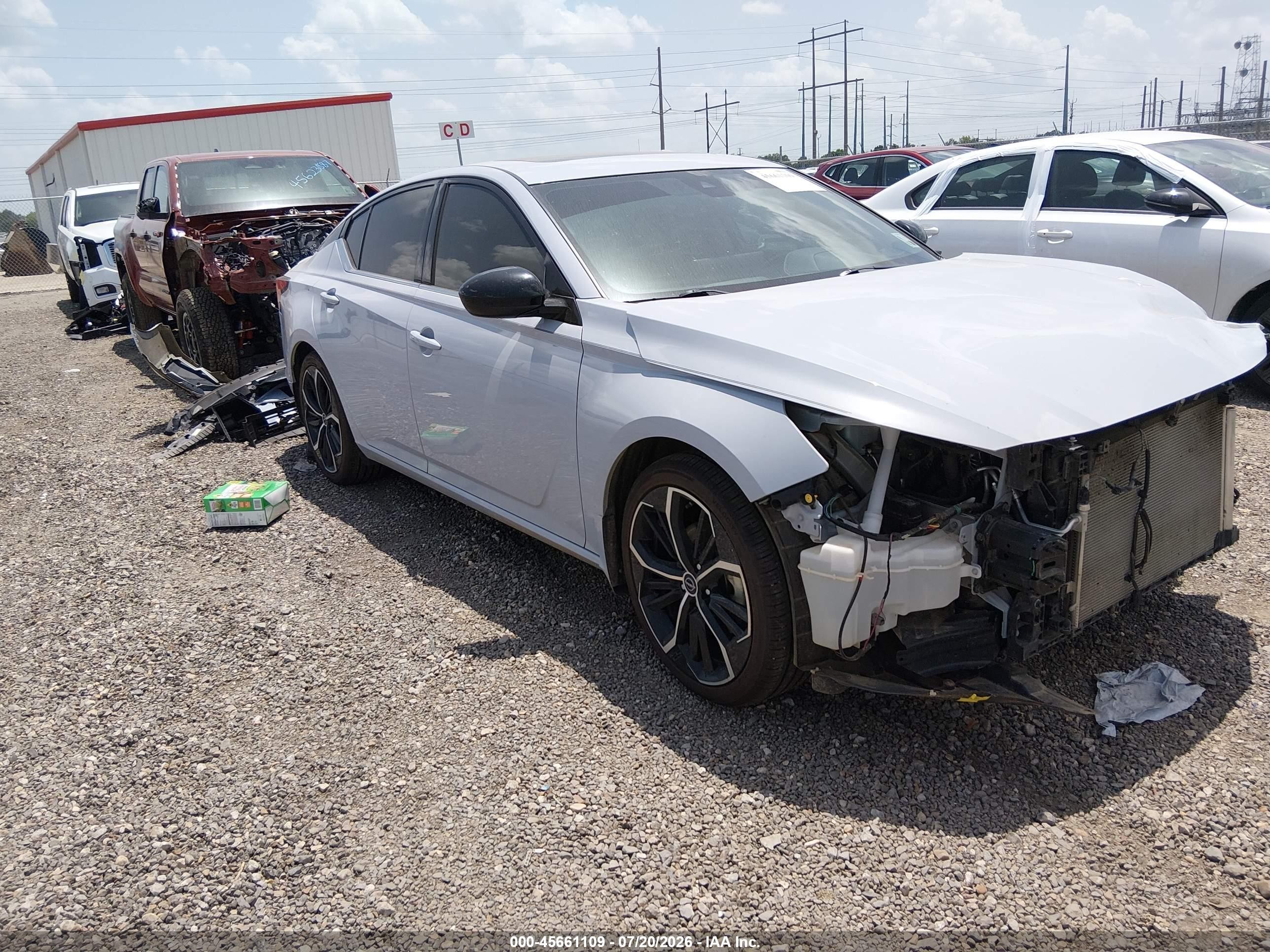 2023 Nissan Altima VIN 1N4BL4CV6PN422596 — IAAI salvage auction photo