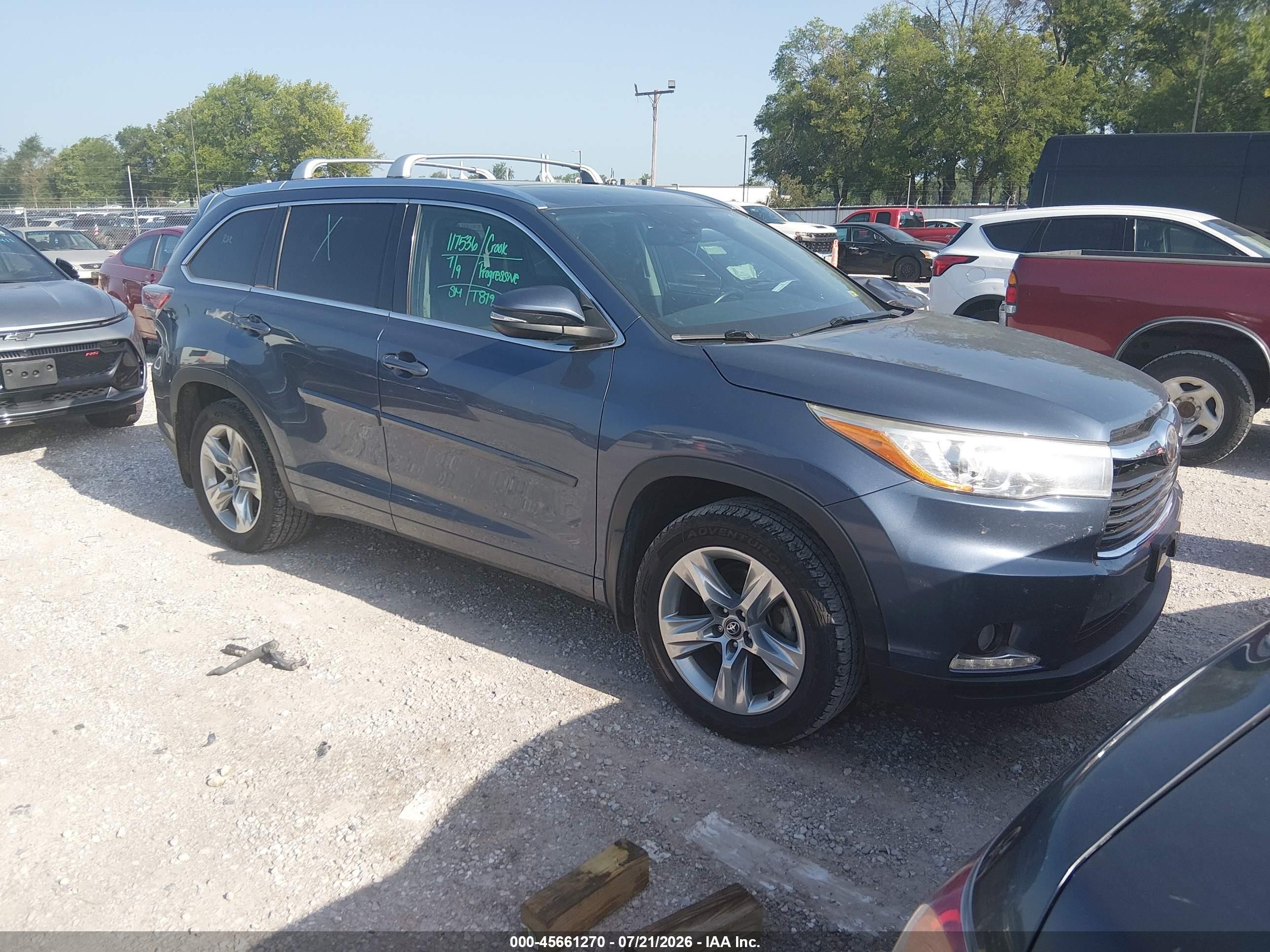 2016 Toyota Highlander VIN 5TDDKRFH8GS355020 — IAAI salvage auction photo