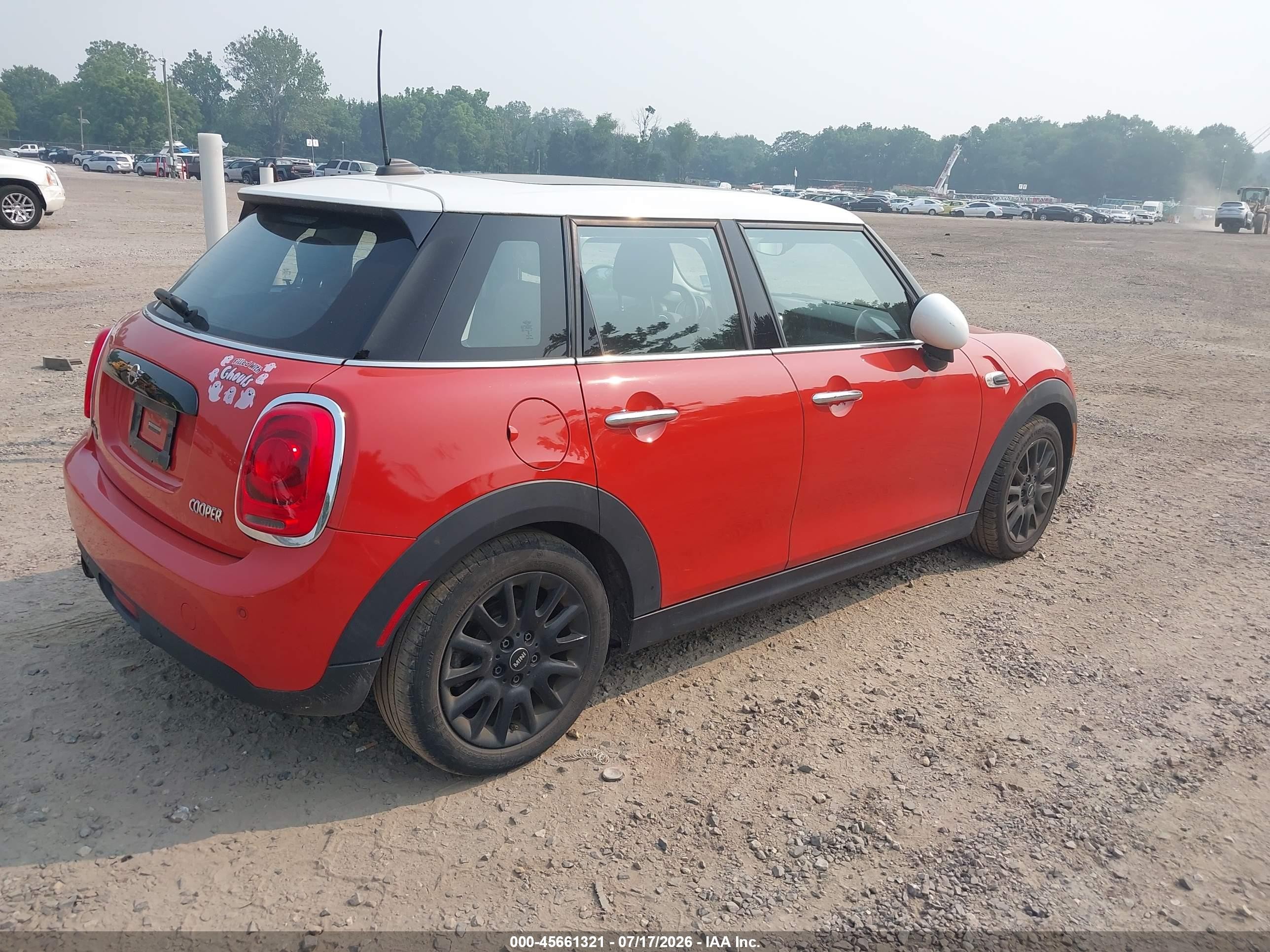 2019 Mini Hardtop VIN WMWXU1C56K2J01807 IAAI salvage auction — Unknown, Salvage (New Jersey), sold $3,150 on 2026-09-13 (photo 4)