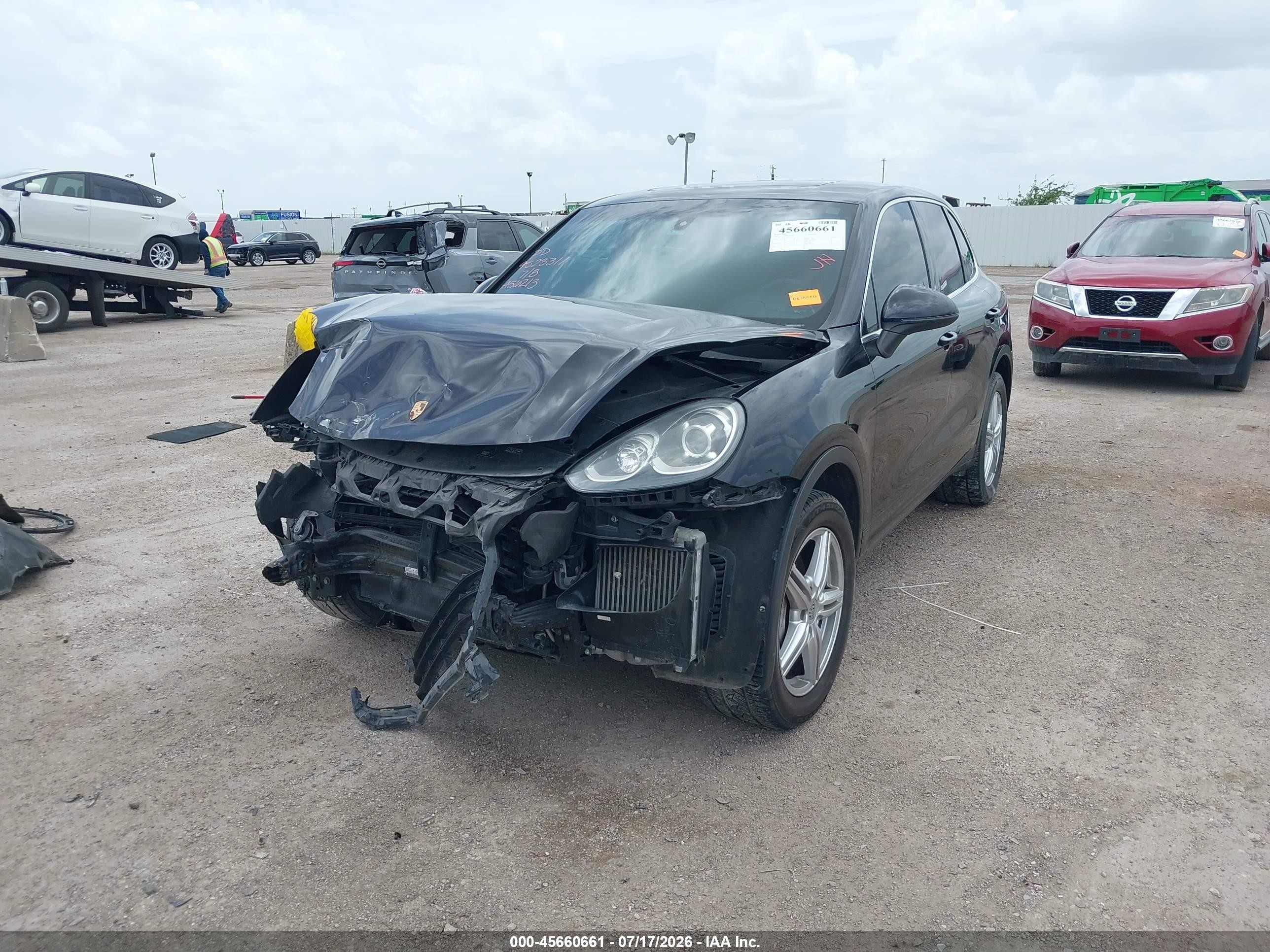 2015 Porsche Cayenne VIN WP1AB2A29FLA56213 IAAI salvage auction — Front End, Salvage (Texas), sold $2,500 on 2026-09-07 (photo 2)