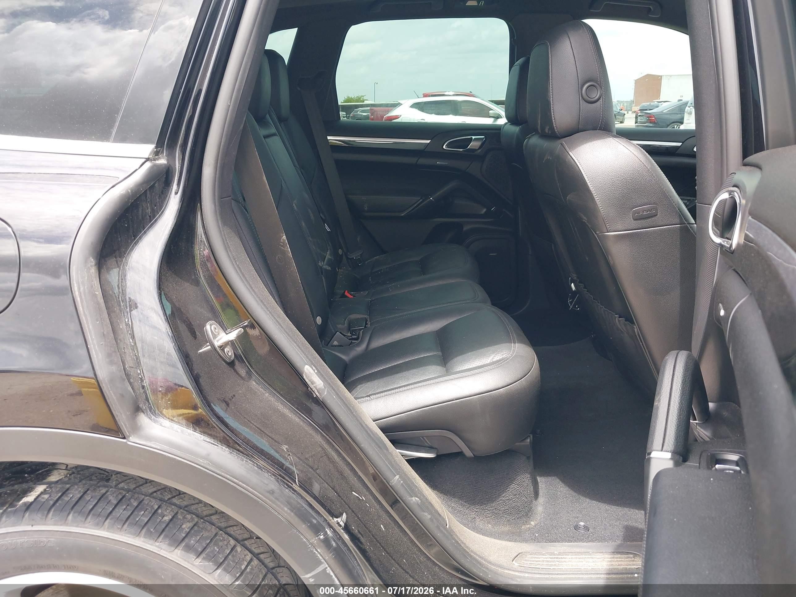2015 Porsche Cayenne VIN WP1AB2A29FLA56213 IAAI salvage auction — Front End, Salvage (Texas), sold $2,500 on 2026-09-07 (photo 8)