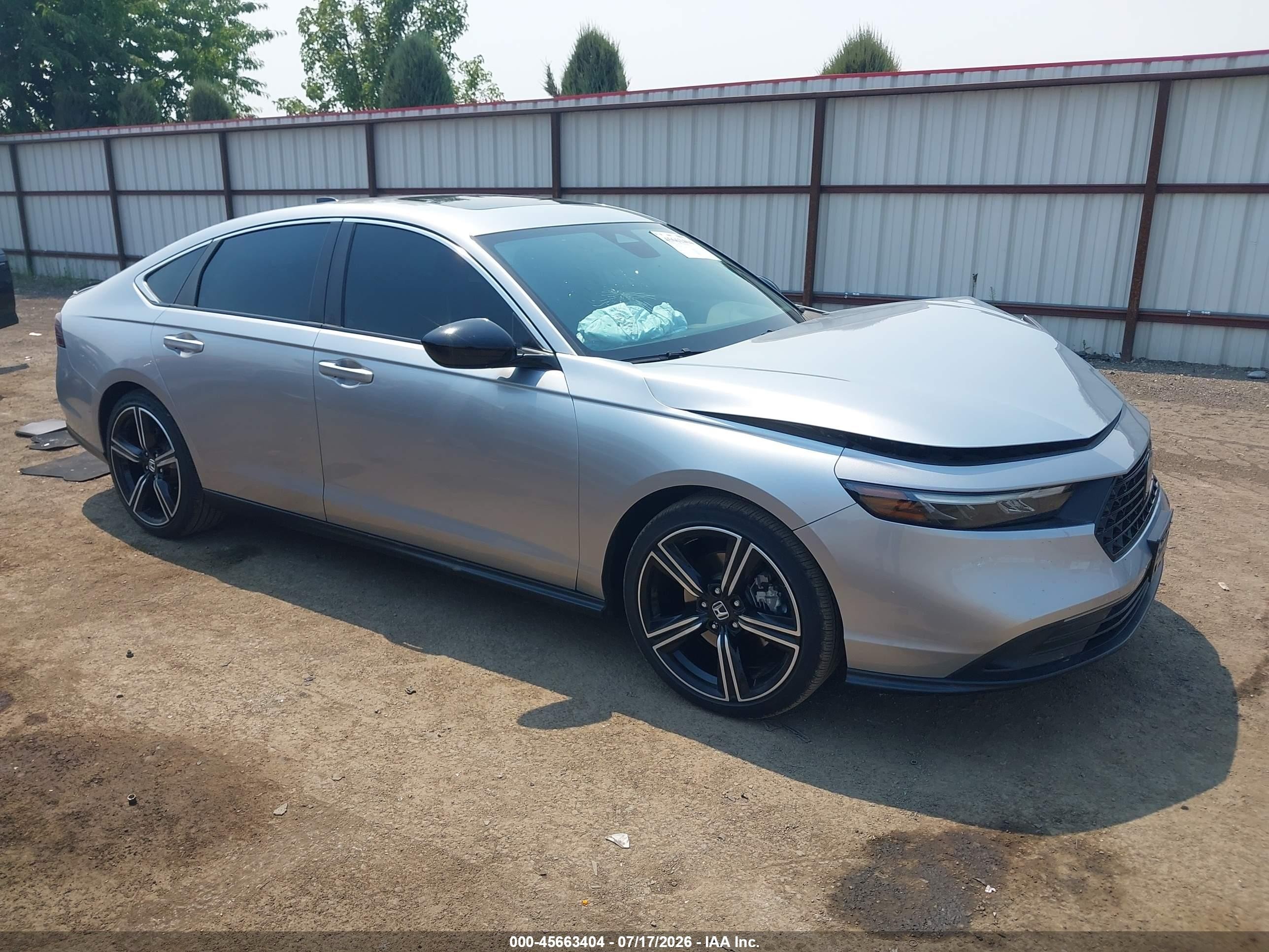 2024 Honda Accord VIN 1HGCY2F57RA054022 — IAAI salvage auction photo