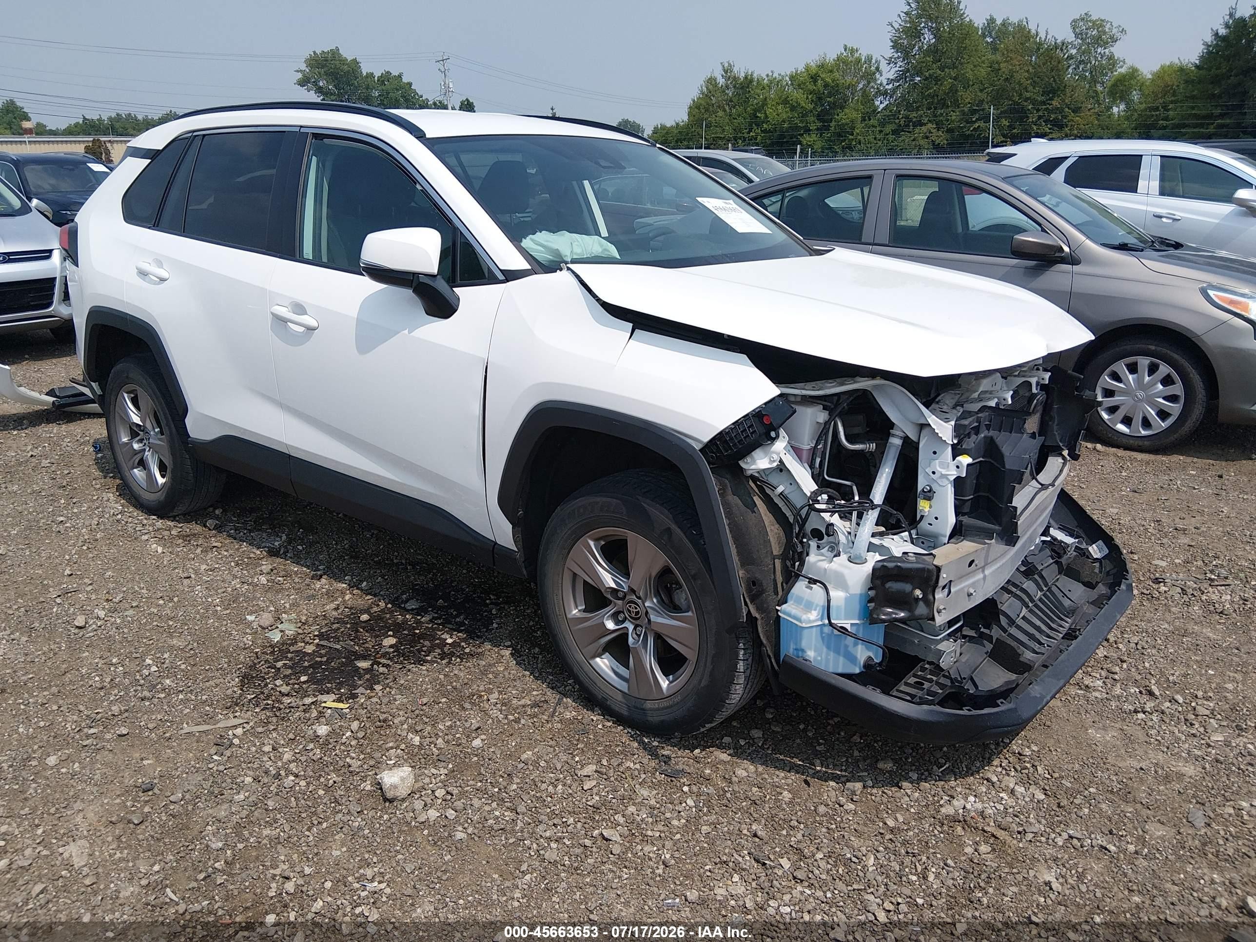 2023 Toyota RAV4 VIN 2T3P1RFV4PC332596 — IAAI salvage auction photo
