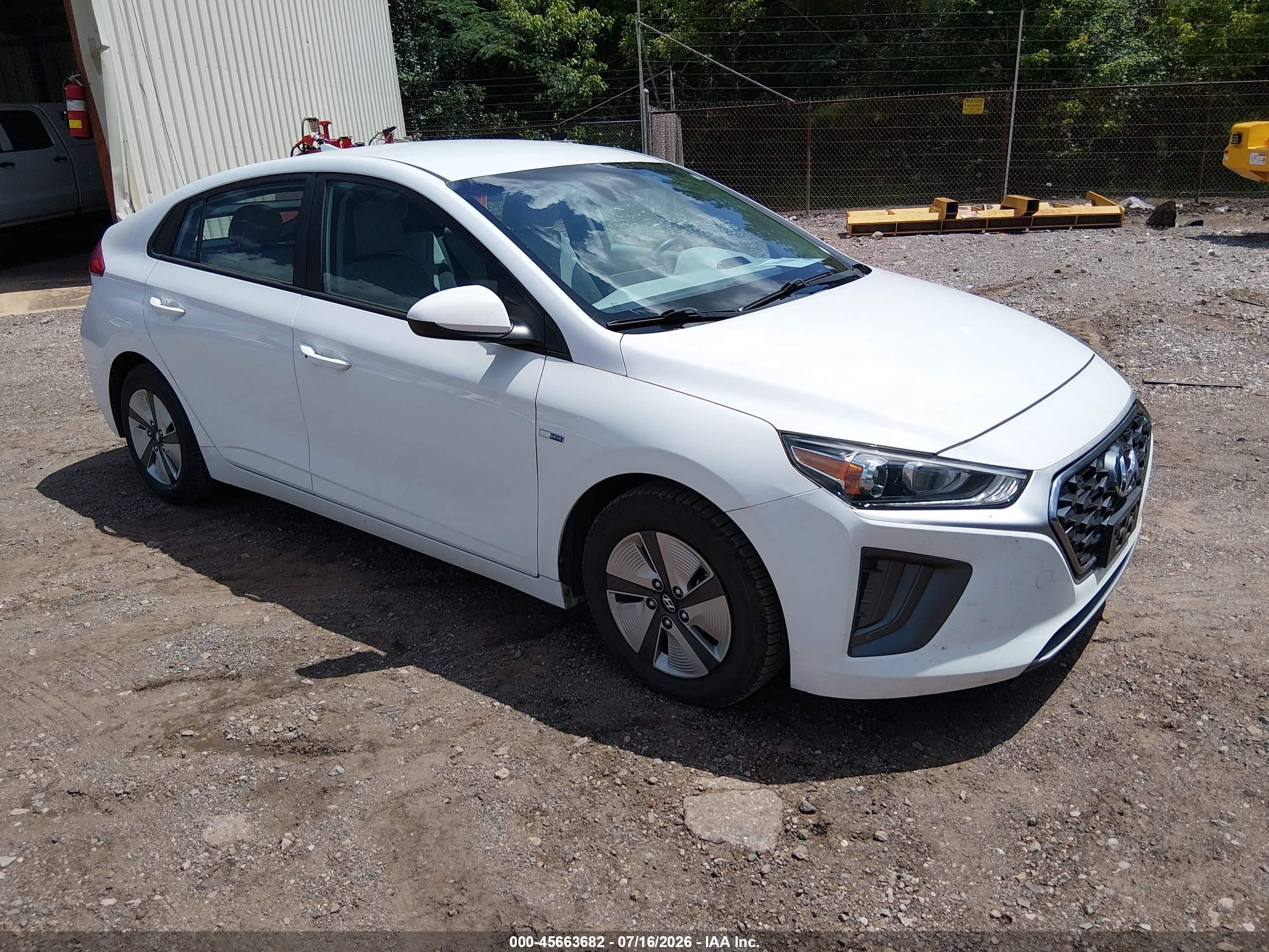 2020 Hyundai Ioniq Hybrid VIN KMHC65LC0LU218625 — IAAI salvage auction photo