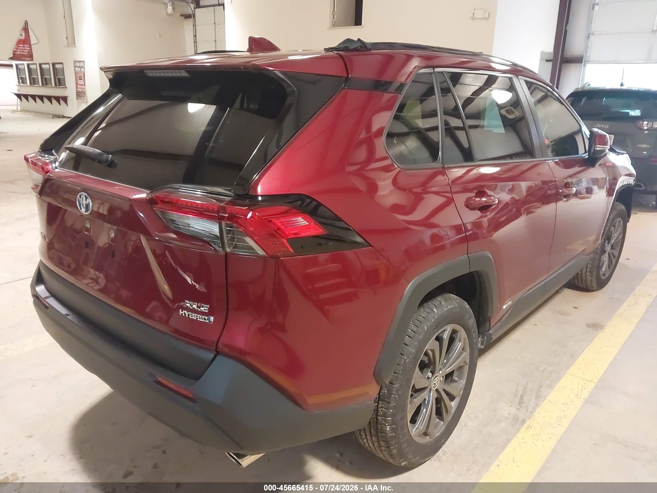 2024 Toyota RAV4 Hybrid VIN JTMB6RFV1RD139073 IAAI salvage auction — Front End, Salvage (North Carolina), sold $14,400 on 2026-09-23 (photo 4)