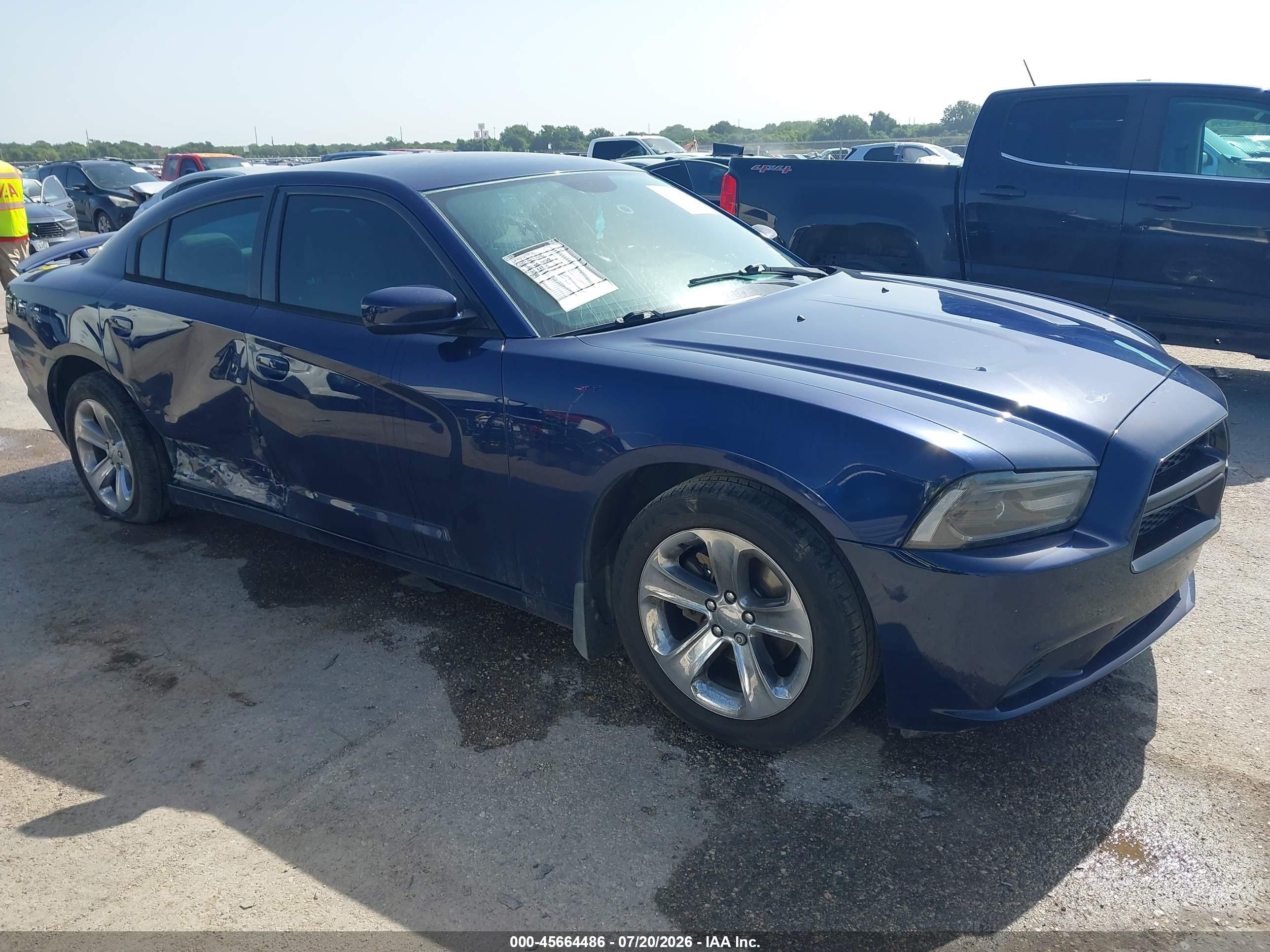 2014 Dodge Charger VIN 2C3CDXBG8EH186639 IAAI salvage auction — Side, Original (Texas), sold $3,250 on 2026-09-25 (photo 1)