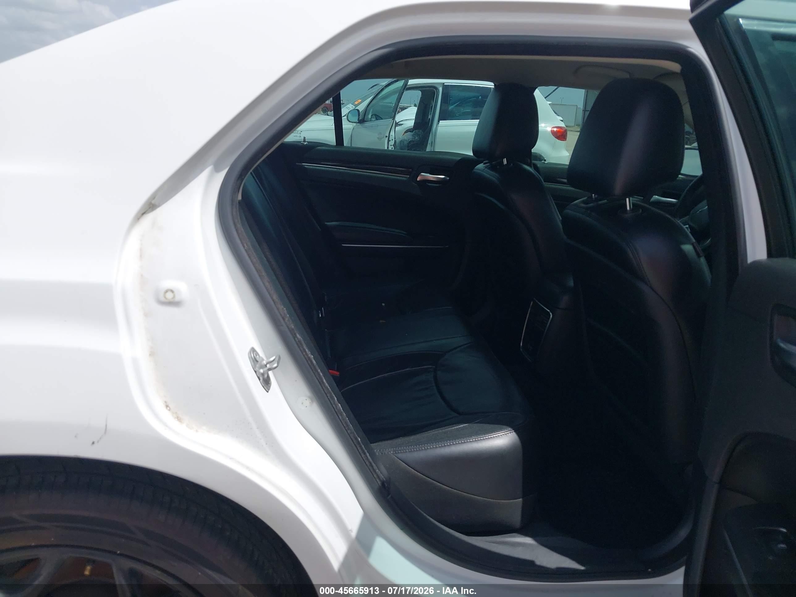2016 Chrysler 300 VIN 2C3CCAAG2GH334448 IAAI salvage auction — Water/Flood, Original (Texas), sold $1,400 on 2026-09-09 (photo 8)