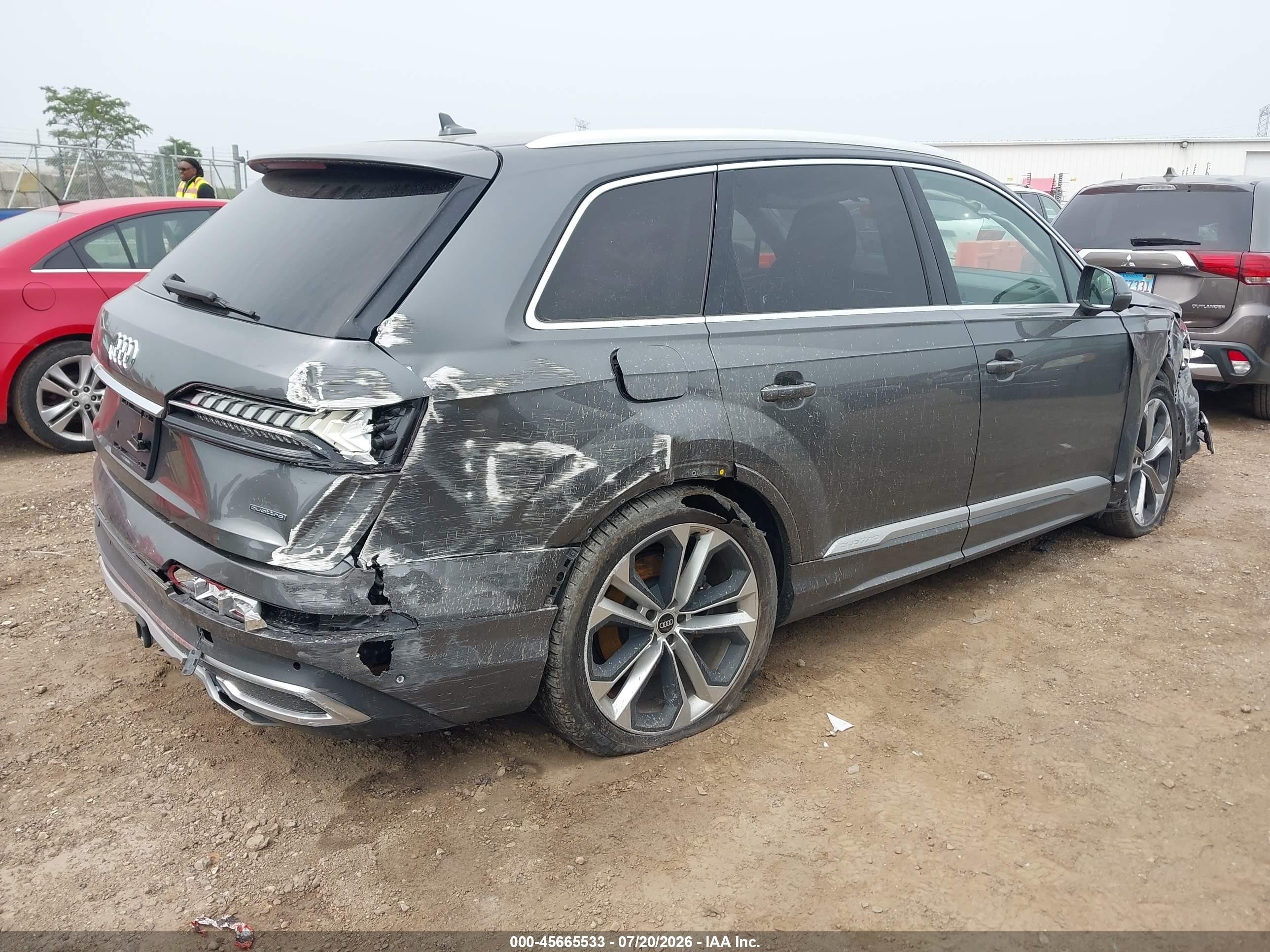 2021 Audi Q7 VIN WA1VXAF74MD015394 IAAI salvage auction — Front & Rear, Salvage (Illinois), sold $9,400 on 2026-09-13 (photo 4)