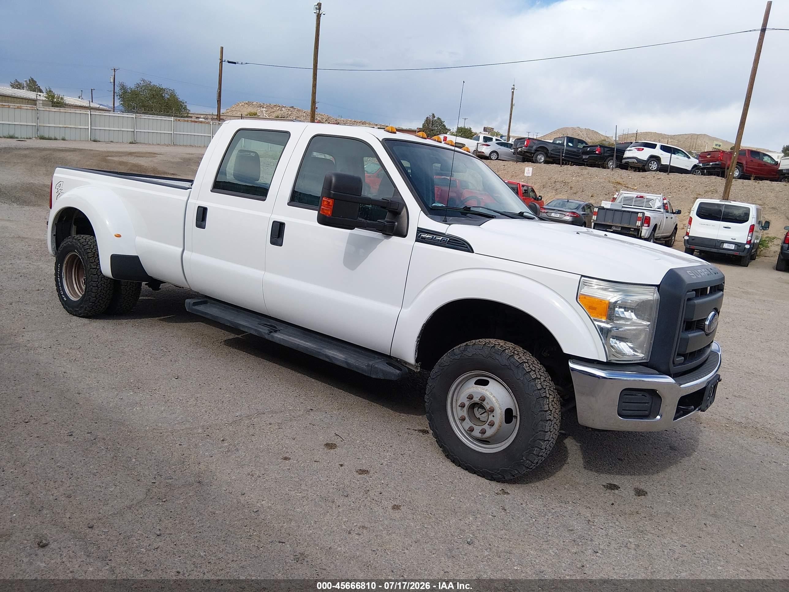 2016 Ford F-350 VIN 1FT8W3D64GED16337 — IAAI salvage auction photo