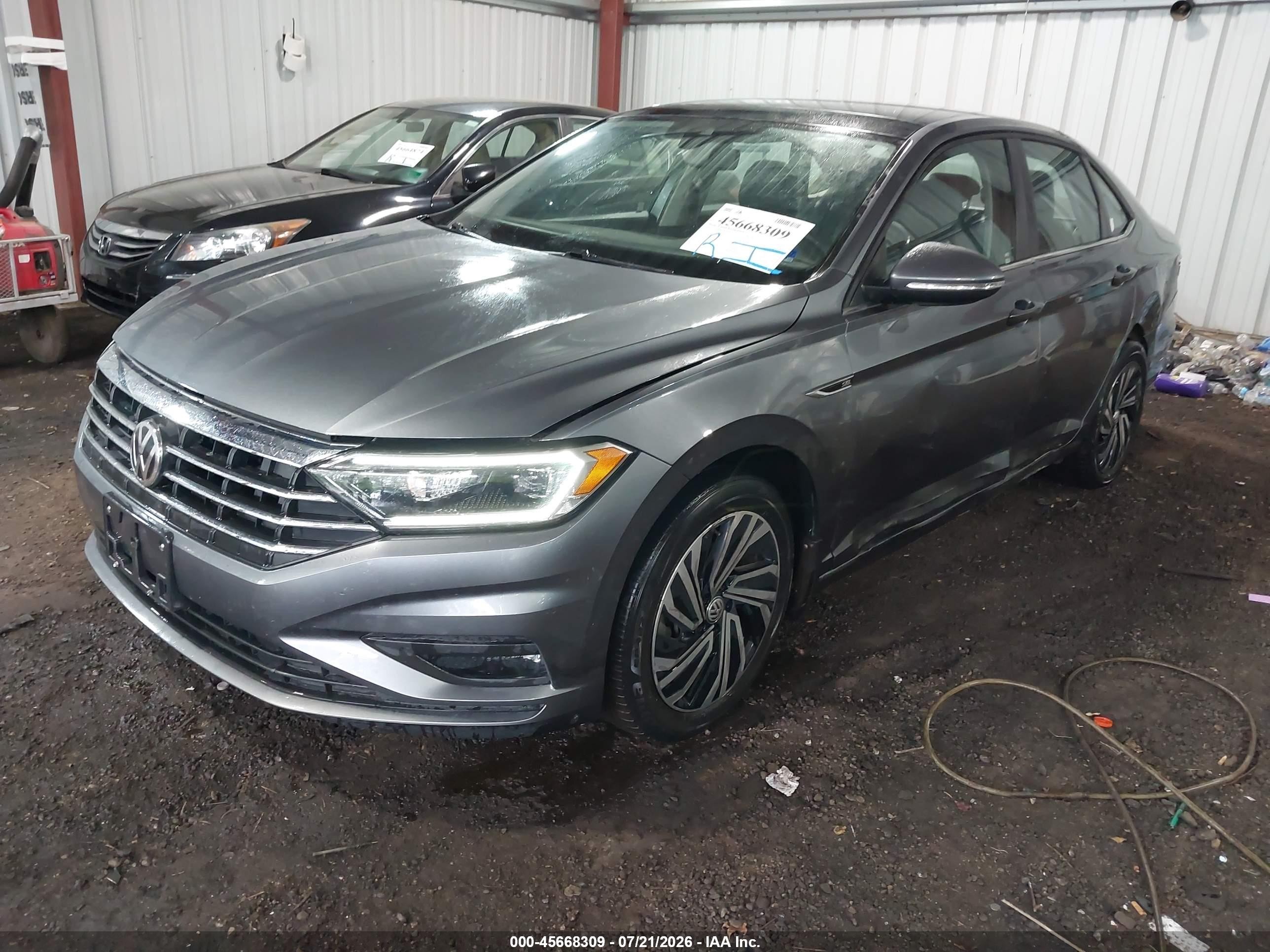 2021 Volkswagen Jetta VIN 3VWG57BU2MM092902 IAAI salvage auction — Side, Salvage (Virginia), sold $5,800 on 2026-09-13 (photo 2)