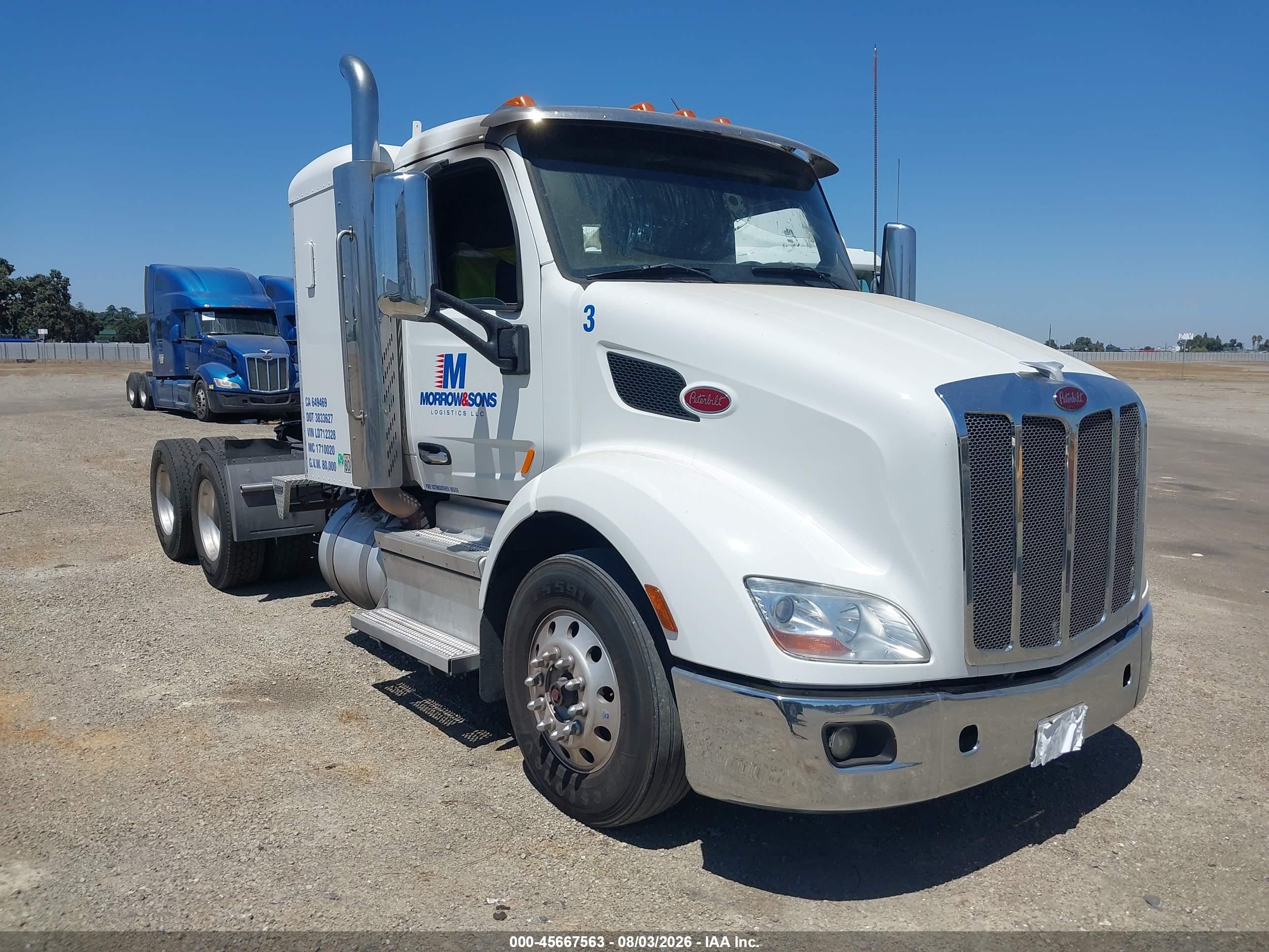 2020 Peterbilt 579 VIN 1XPBDP9X7LD712328 IAAI salvage auction — Burn Interior, Salvage (California), sold $10,500 on 2026-10-03 (photo 1)