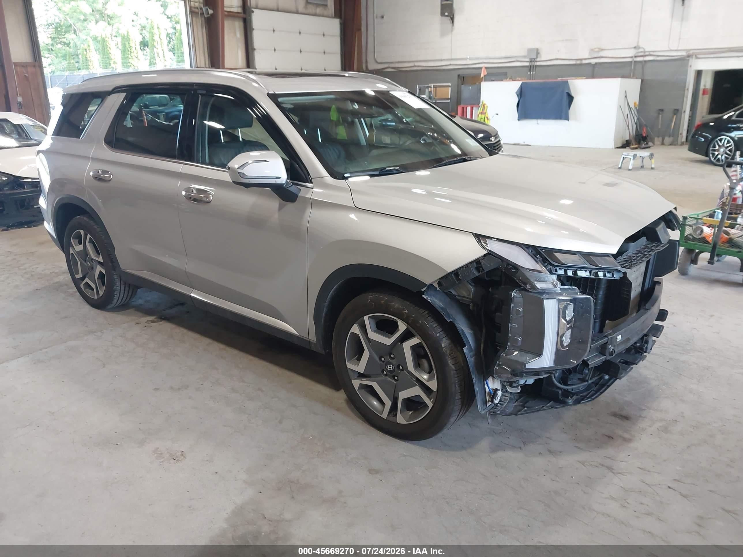 2025 Hyundai Palisade VIN KM8R5DGE9SU842134 — IAAI salvage auction photo