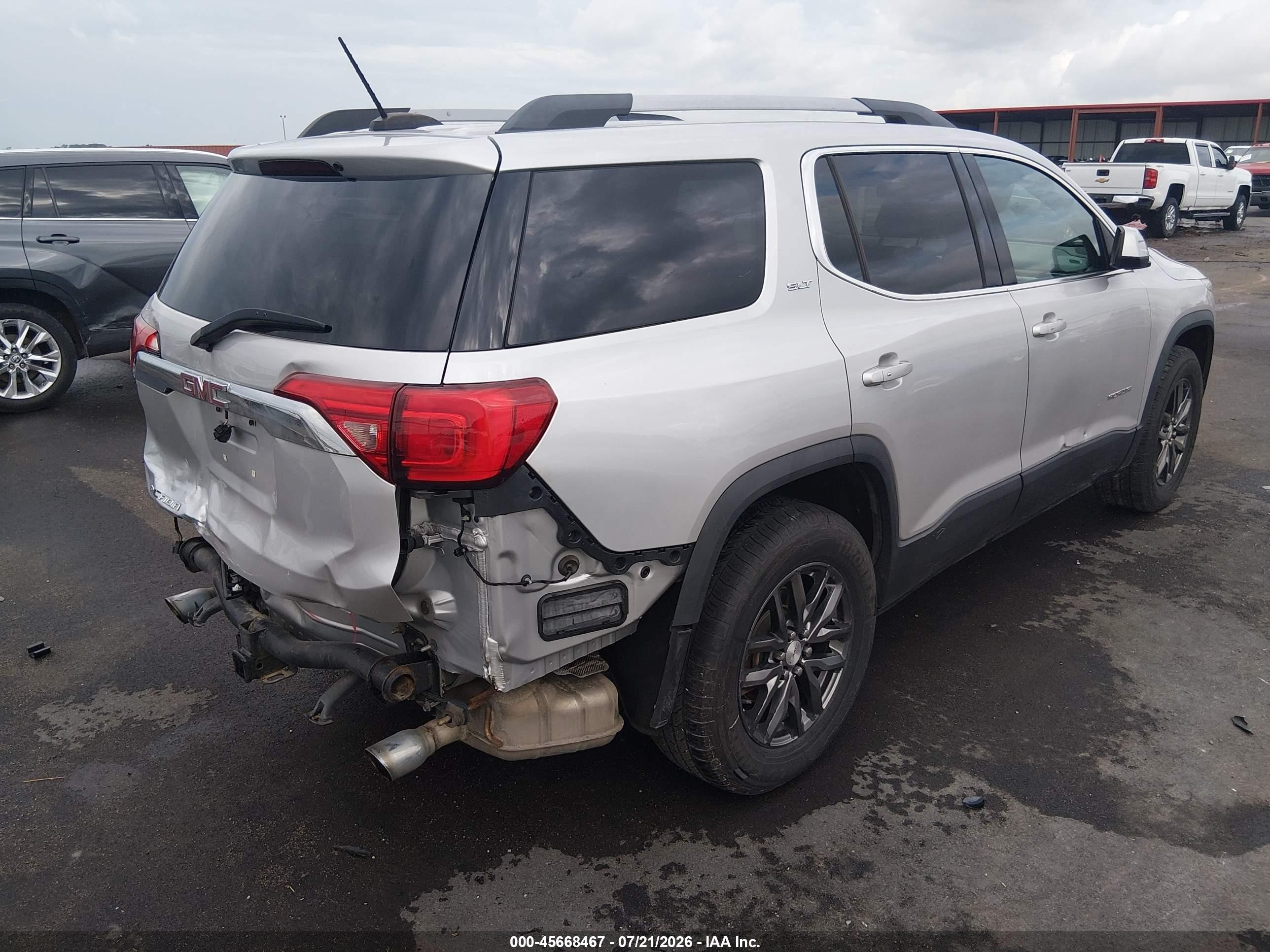 2017 Gmc Acadia VIN 1GKKNMLS3HZ271841 IAAI salvage auction — Rear End, Salvage (Missouri), sold $2,250 on 2026-09-11 (photo 4)