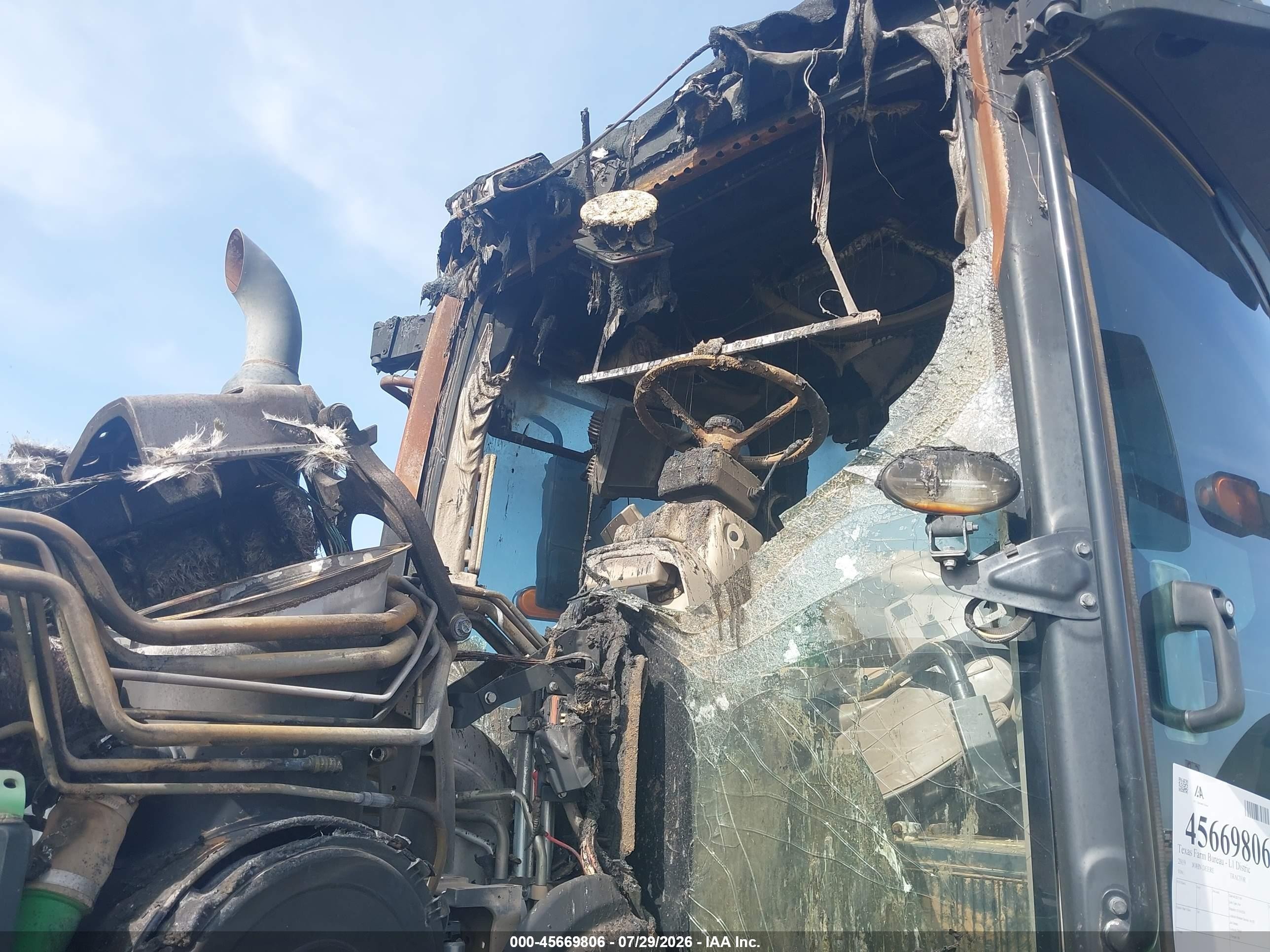 2019 John Deere Tractor VIN 1RW8370RAKD142633 IAAI salvage auction — Burn Engine, Bill Of Sale (Texas), sold $23,350 on 2026-09-23 (photo 7)