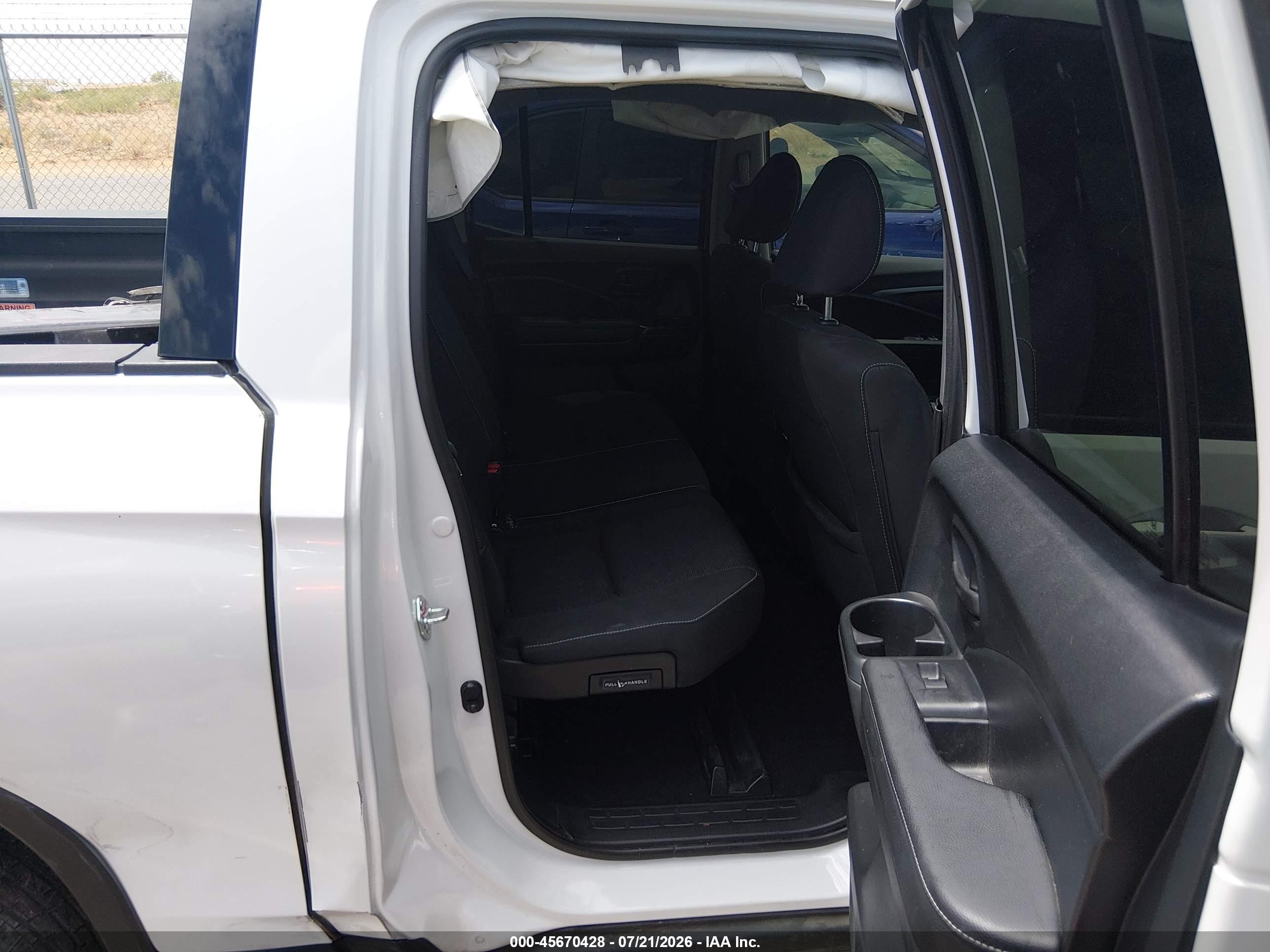2025 Honda Ridgeline VIN 5FPYK3F12SB019451 IAAI salvage auction — Front & Rear, Salvage (Texas), sold $1,425 on 2026-09-16 (photo 8)