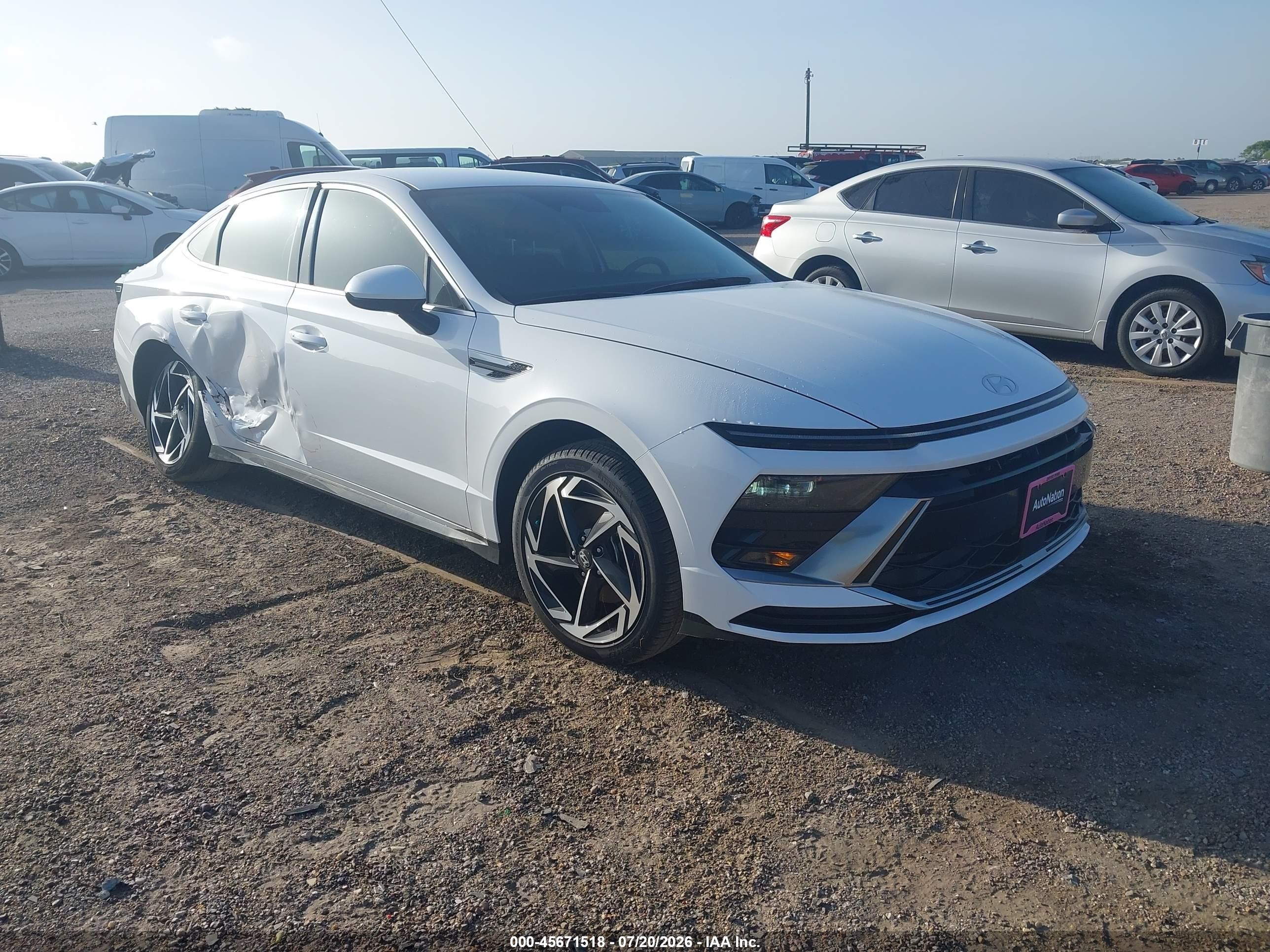 2026 Hyundai Sonata VIN KMHL64JA6TA535077 — IAAI salvage auction photo