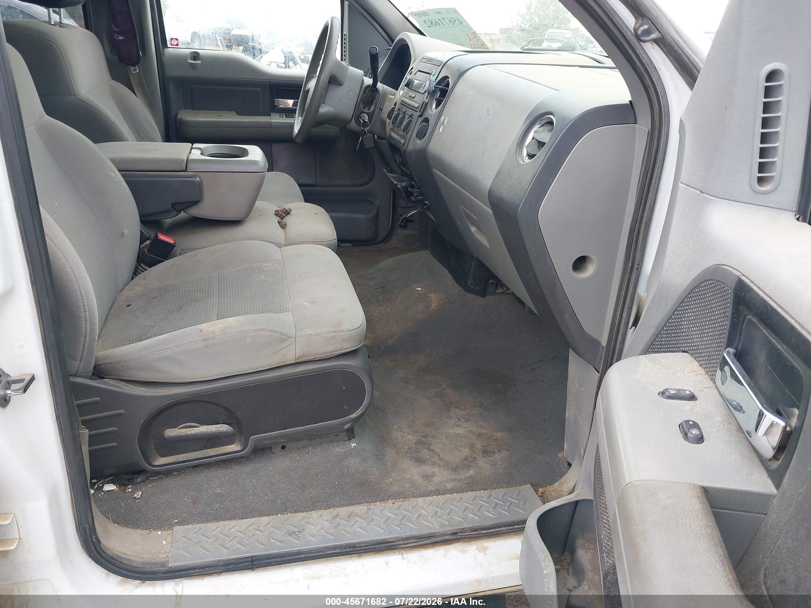 2008 Ford F-150 VIN 1FTPW14V48FB22281 IAAI salvage auction — Unknown, Clear (Wyoming), sold $125 on 2026-09-09 (photo 5)
