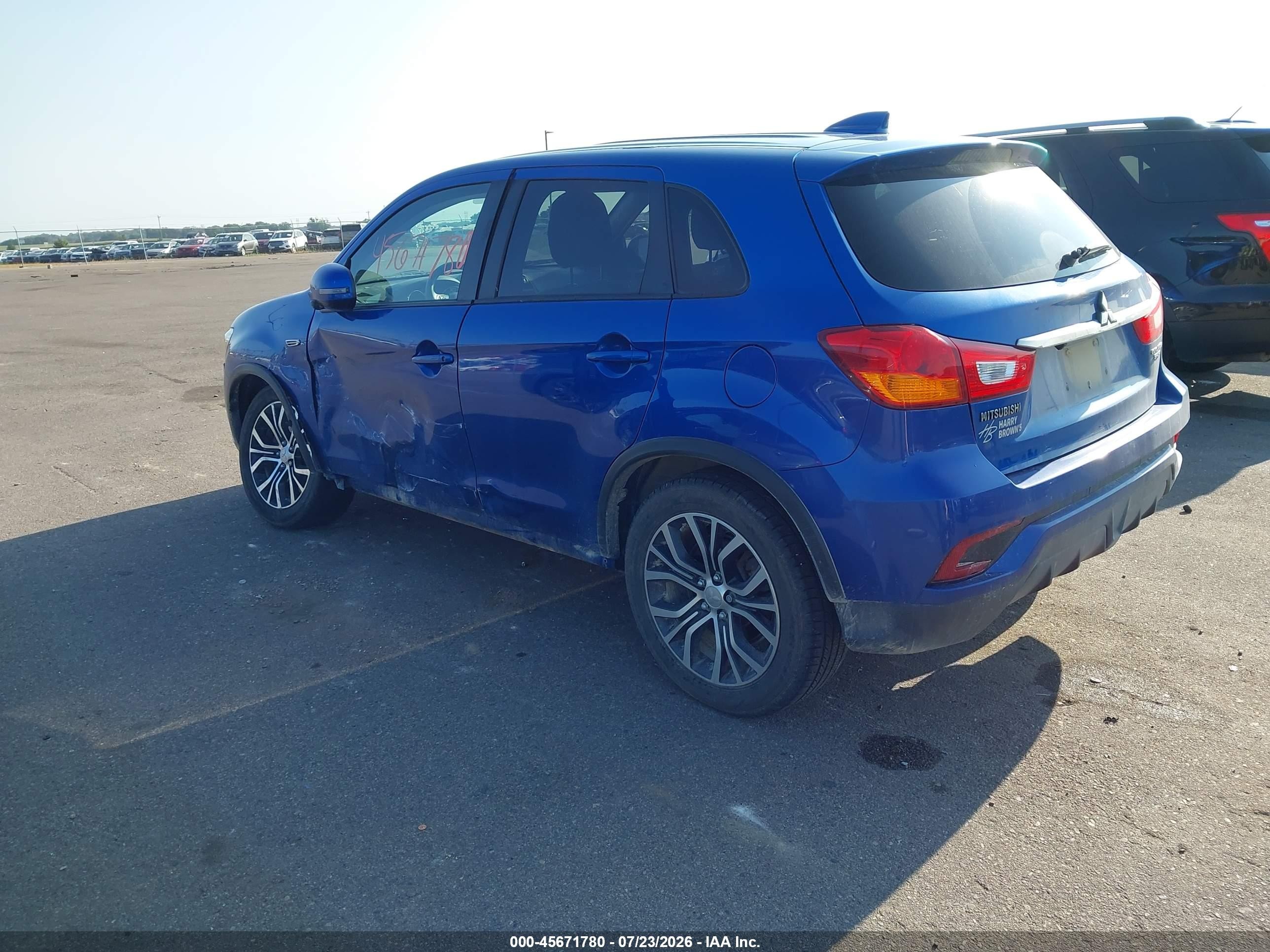 2018 Mitsubishi Outlander Sport VIN JA4AR3AU5JU008371 IAAI salvage auction — Side, Salvage (Minnesota), sold $1,800 on 2026-09-23 (photo 3)