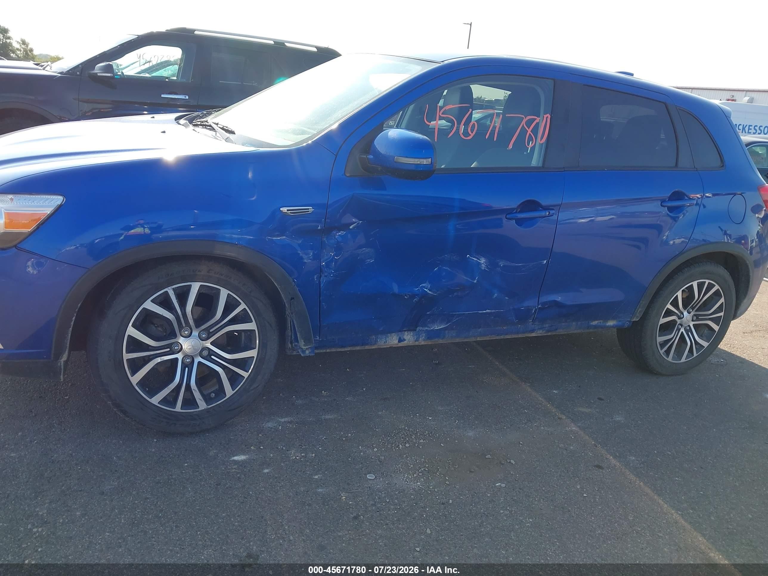 2018 Mitsubishi Outlander Sport VIN JA4AR3AU5JU008371 IAAI salvage auction — Side, Salvage (Minnesota), sold $1,800 on 2026-09-23 (photo 6)