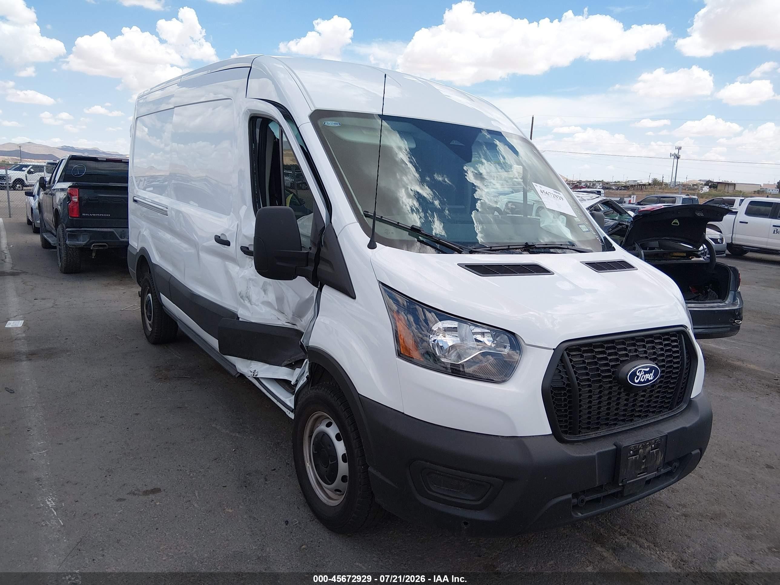2026 Ford Transit-250 VIN 1FTBR1C82TKA91576 — IAAI salvage auction photo