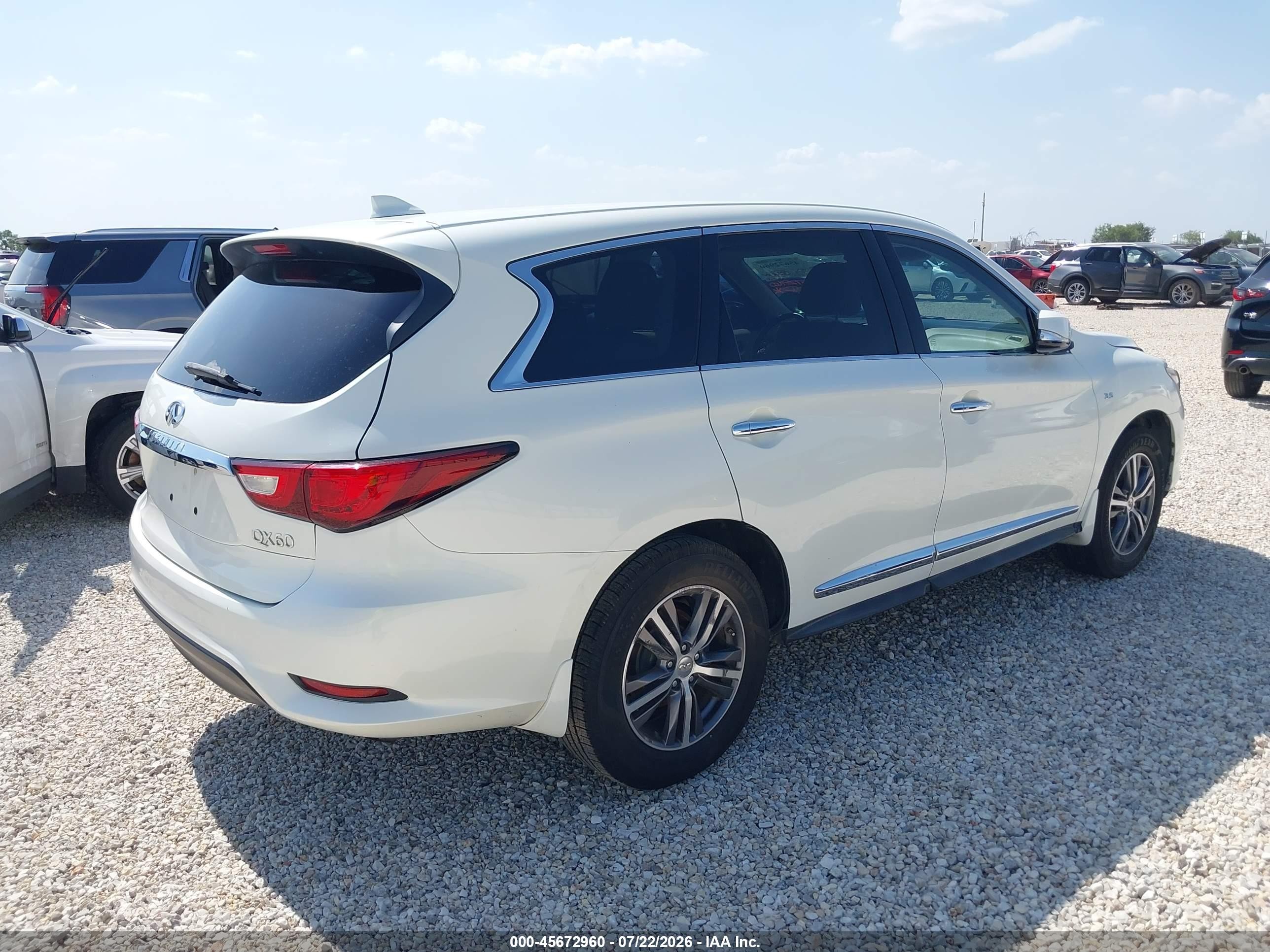 2017 Infiniti Qx60 VIN 5N1DL0MN3HC554735 IAAI salvage auction — Water/Flood, Salvage (Texas), sold $2,350 on 2026-09-11 (photo 4)
