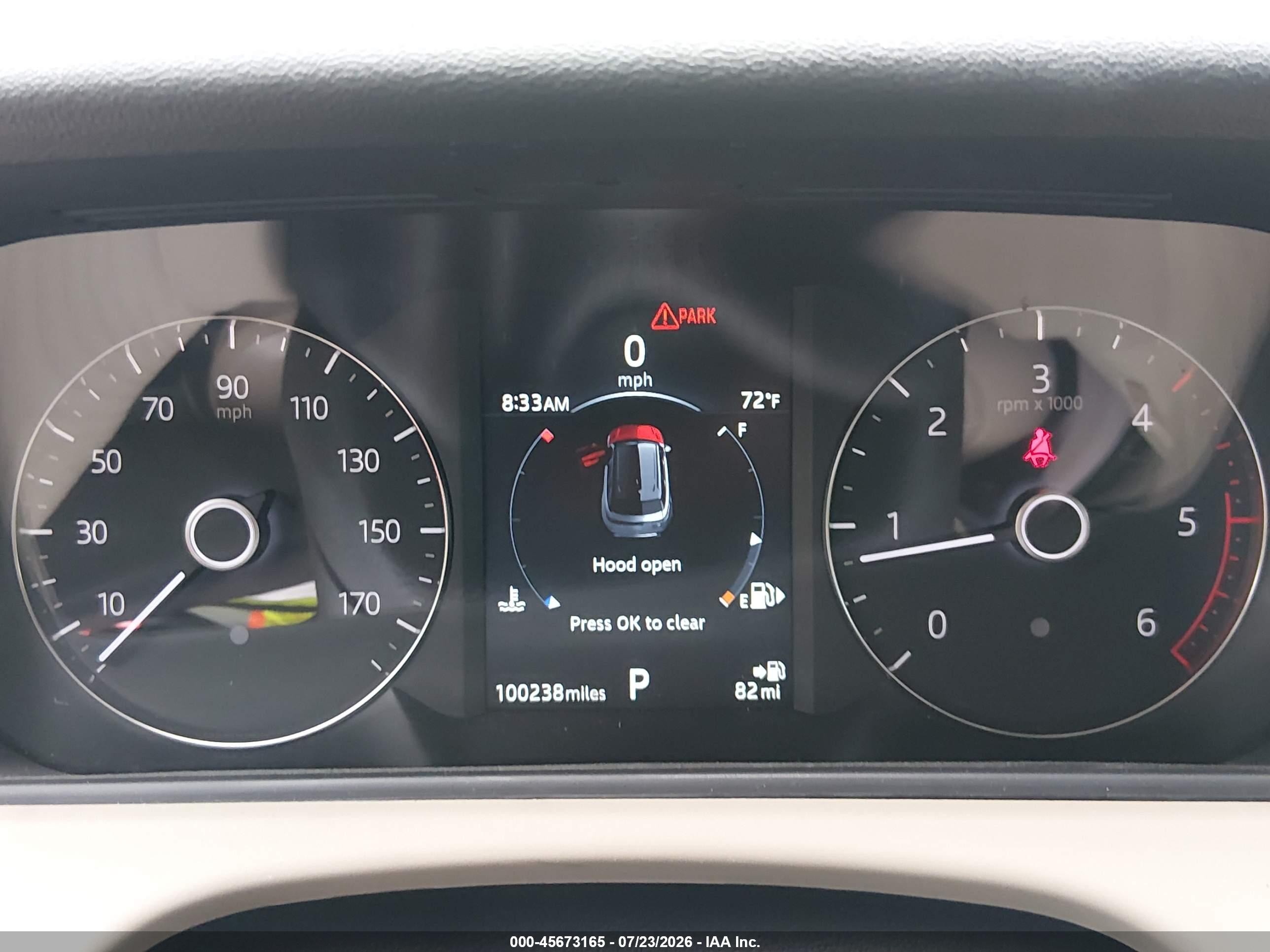 2018 Land Rover Range Rover Velar VIN SALYB2RN9JA736804 IAAI salvage auction — Vandalized, Salvage (Kansas), sold $6,100 on 2026-09-12 (photo 7)