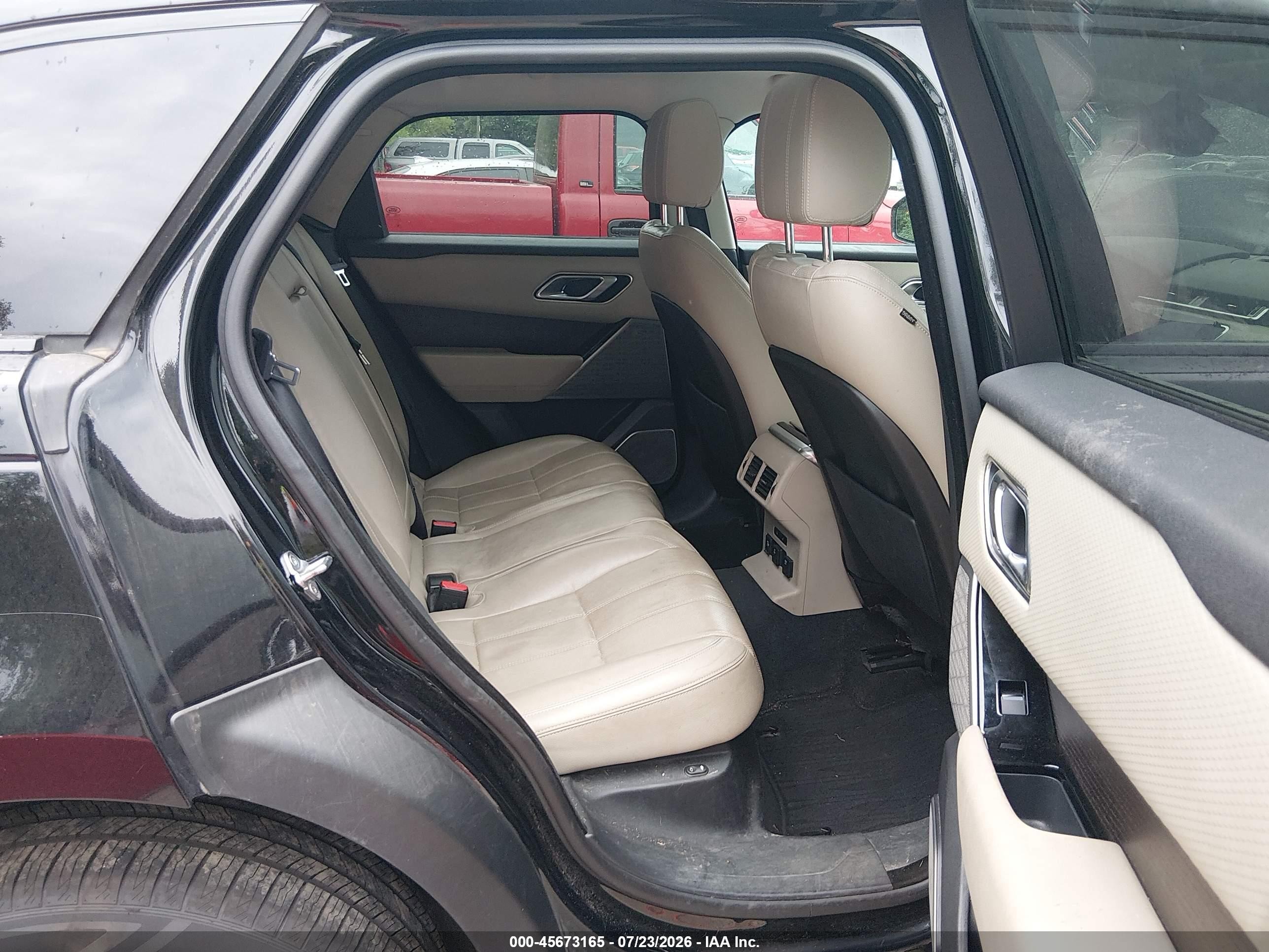 2018 Land Rover Range Rover Velar VIN SALYB2RN9JA736804 IAAI salvage auction — Vandalized, Salvage (Kansas), sold $6,100 on 2026-09-12 (photo 8)
