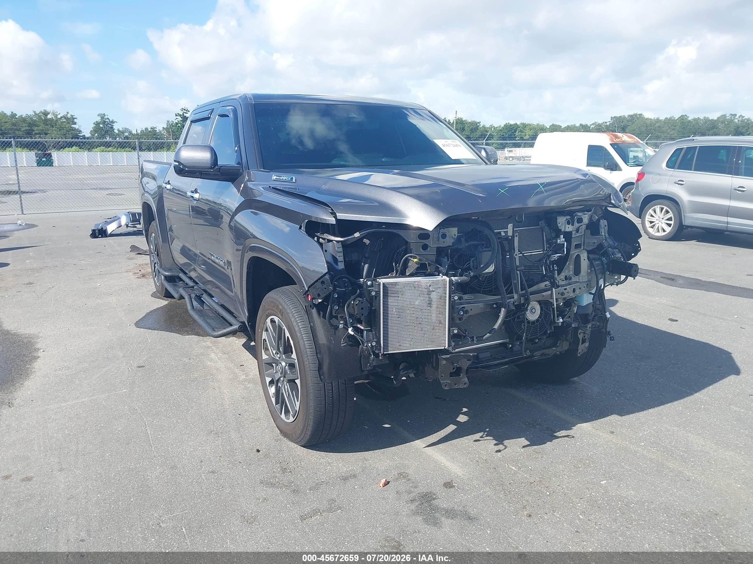 2026 Toyota Tundra VIN 5TFJC5DB5TX116956 — IAAI salvage auction photo