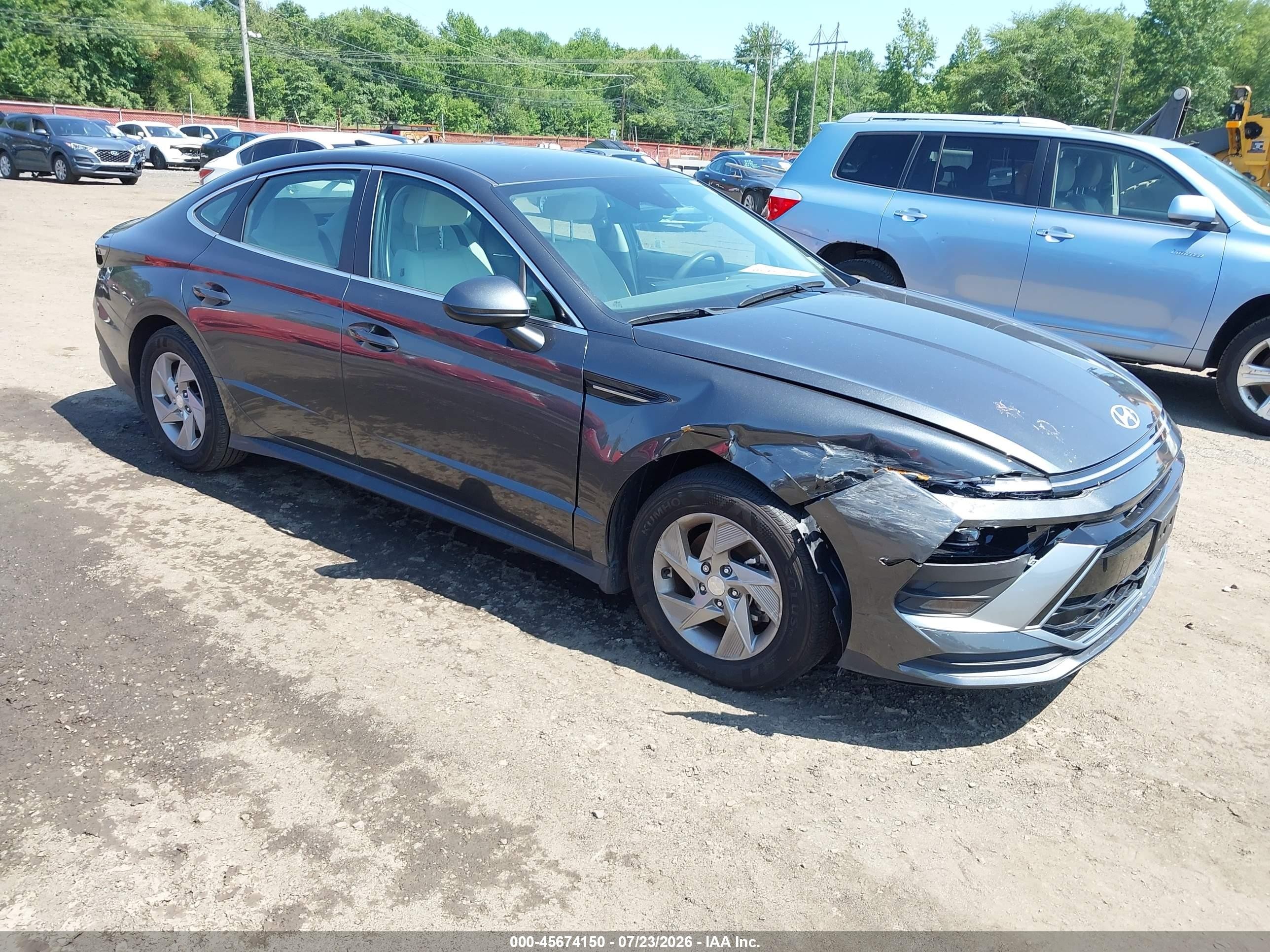 2025 Hyundai Sonata VIN KMHL24JA4SA438437 — IAAI salvage auction photo