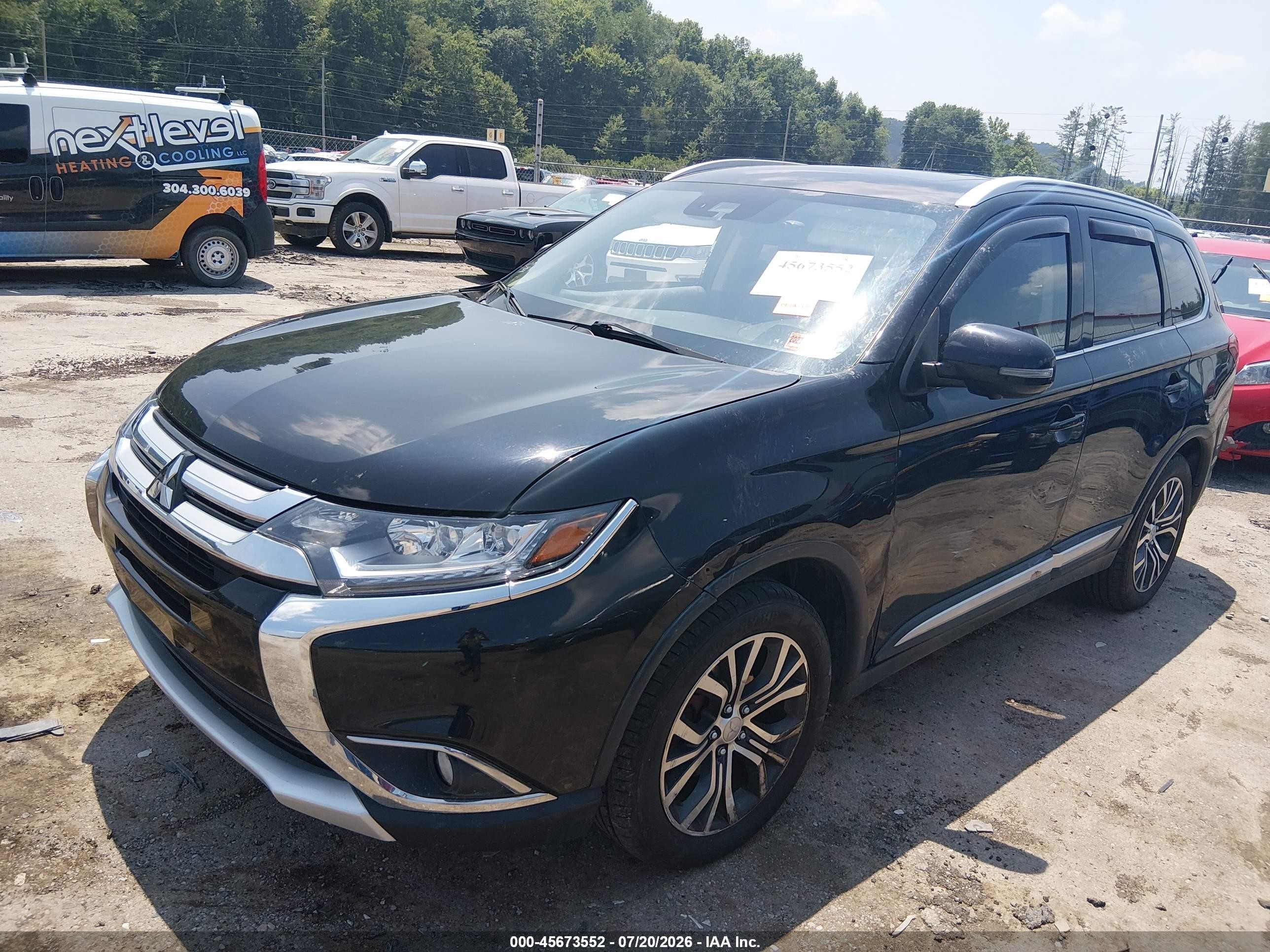 2017 Mitsubishi Outlander VIN JA4AZ3A36HZ057437 IAAI salvage auction — Side, Salvage (West Virginia), sold $2,200 on 2026-09-10 (photo 2)
