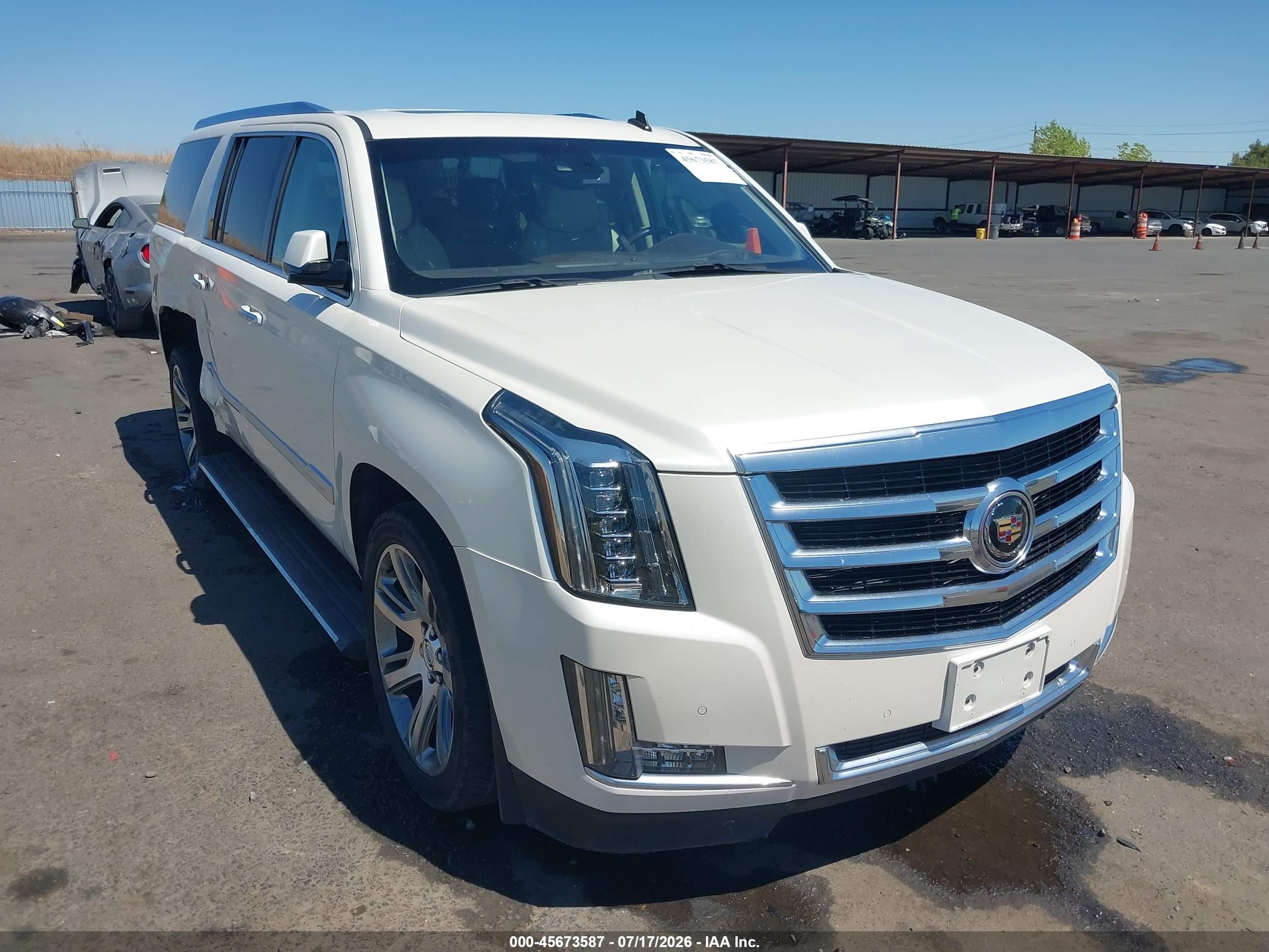 2015 Cadillac Escalade ESV VIN 1GYS3JKJ9FR281600 — IAAI salvage auction photo
