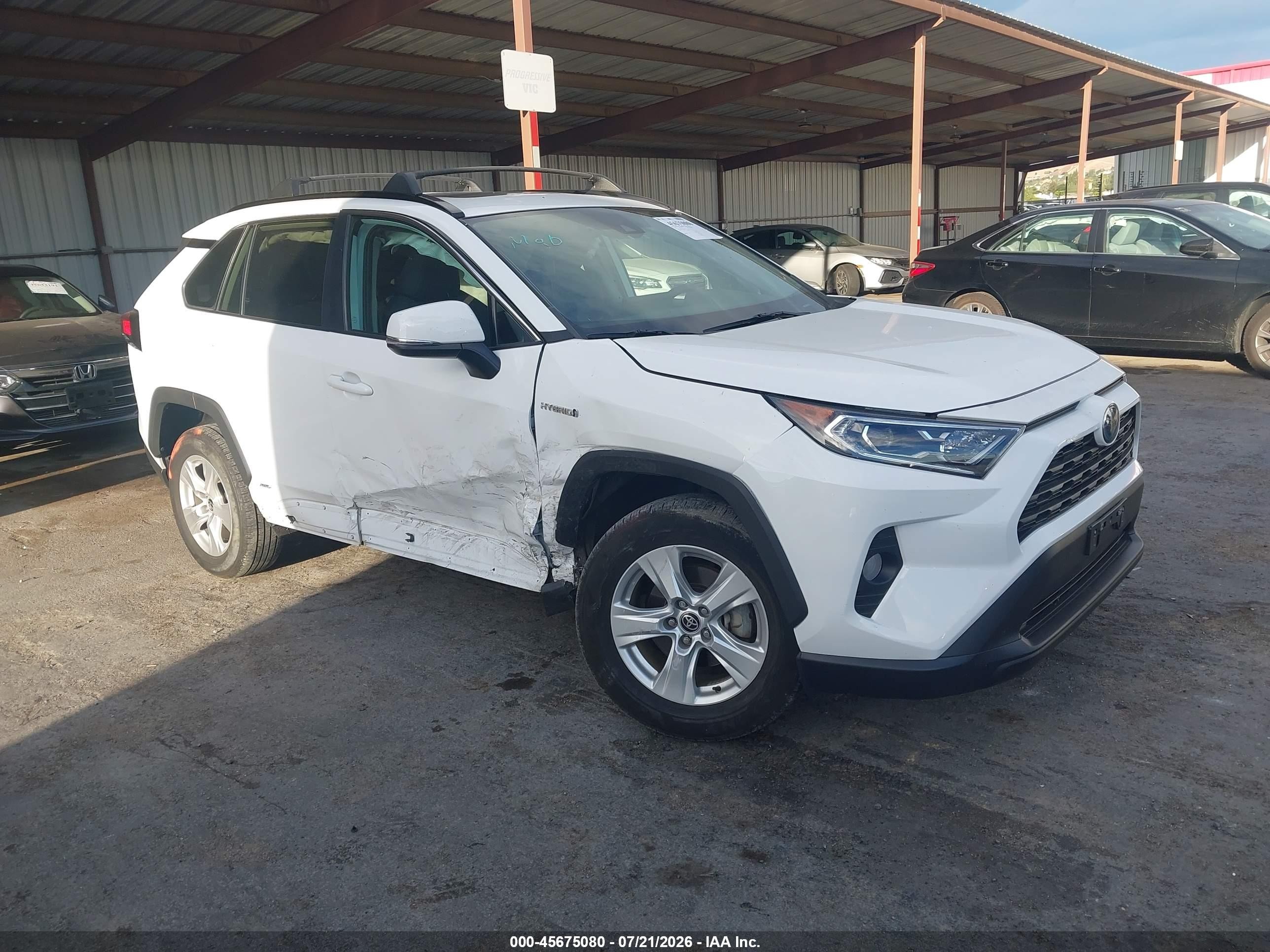 2021 Toyota RAV4 Hybrid VIN 2T3R6RFV9MW016857 — IAAI salvage auction photo