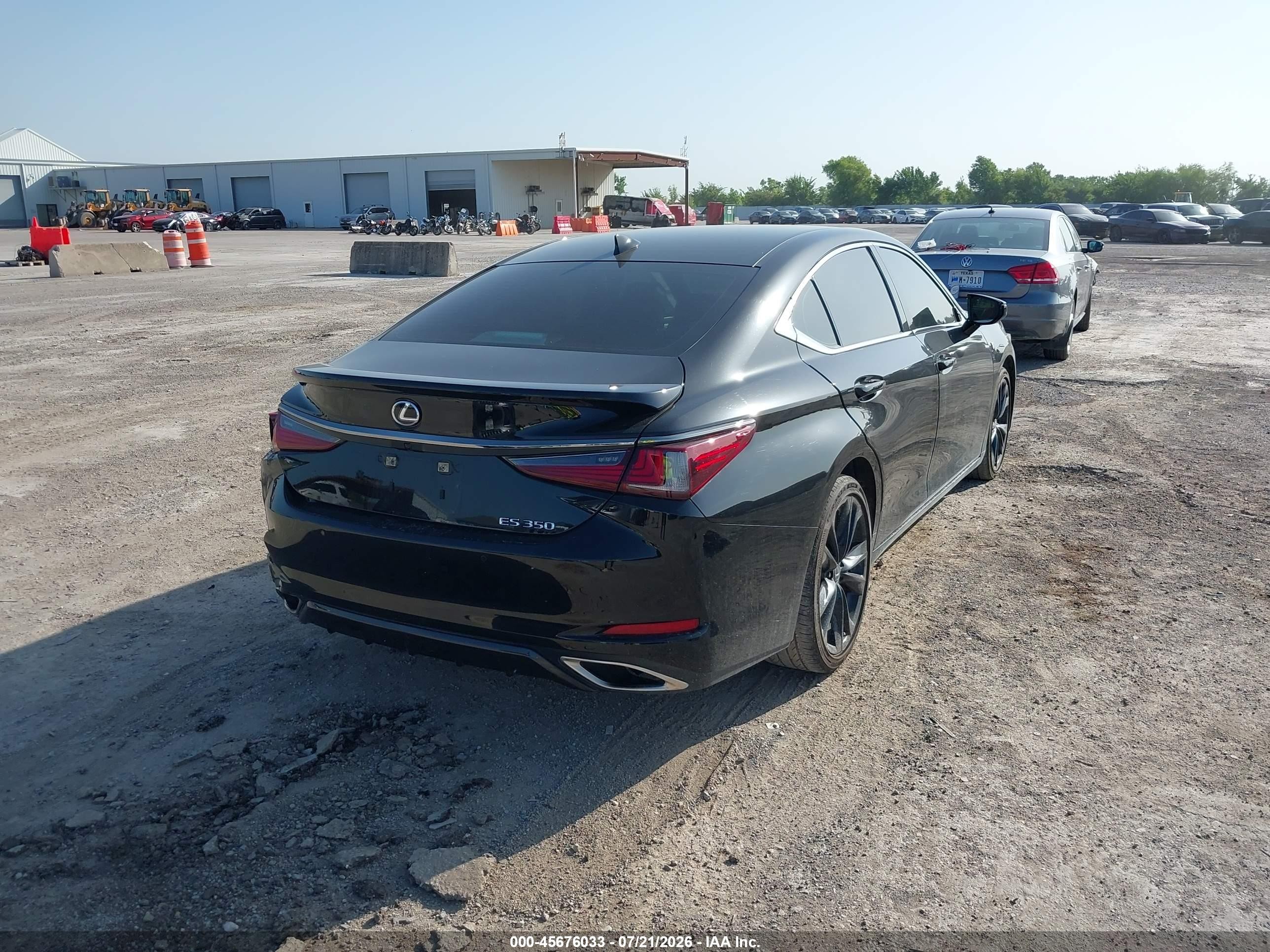 2023 Lexus ES VIN 58AJZ1B17PU147395 IAAI salvage auction — Rear End, Salvage (Texas), sold $13,400 on 2026-09-11 (photo 4)