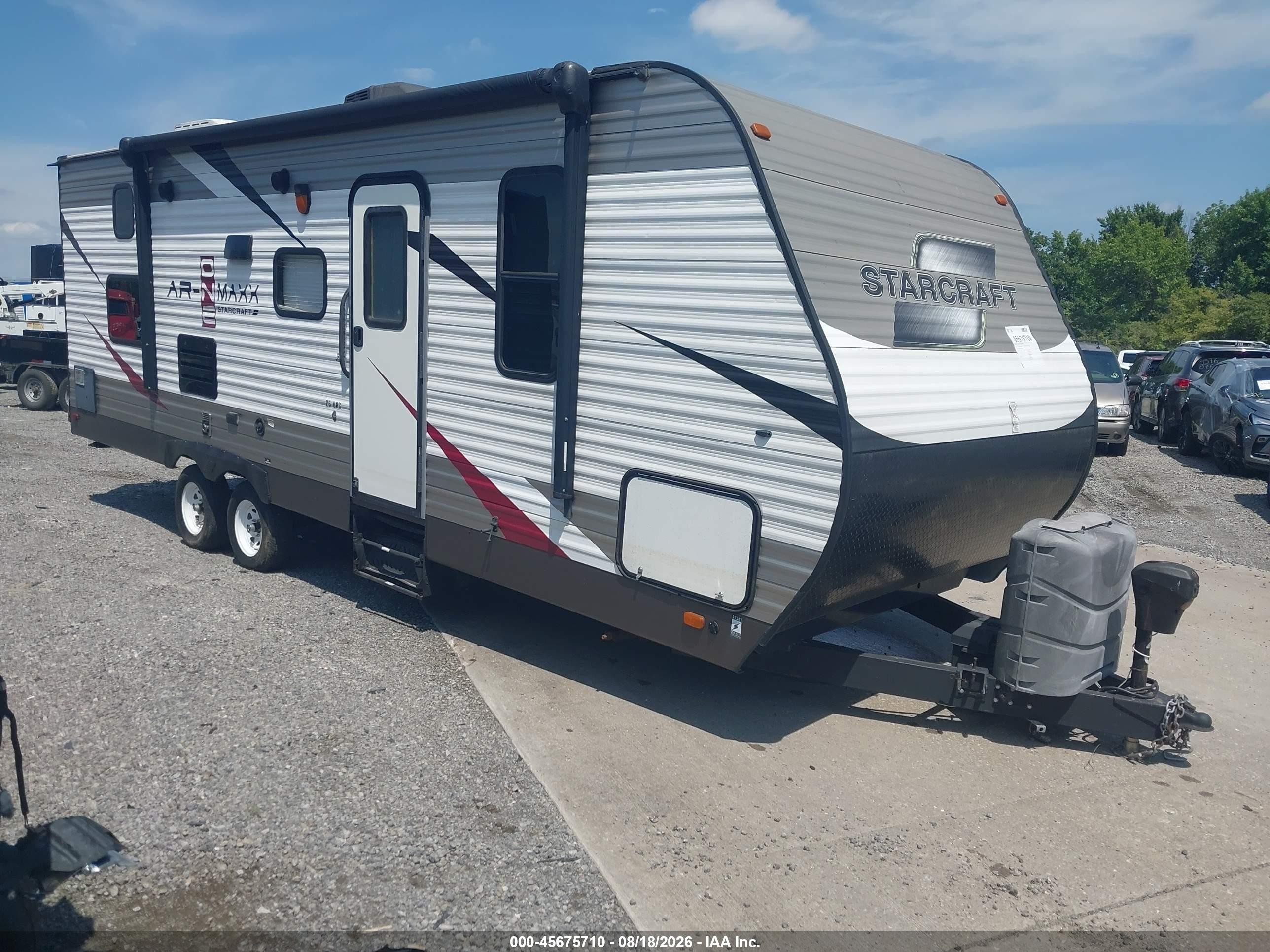 2016 Starcraft Ar-One VIN 1SABS0BN5G28X5093 IAAI salvage auction — Water/Flood, Junk (Illinois), sold $1,800 on 2026-09-21 (photo 1)