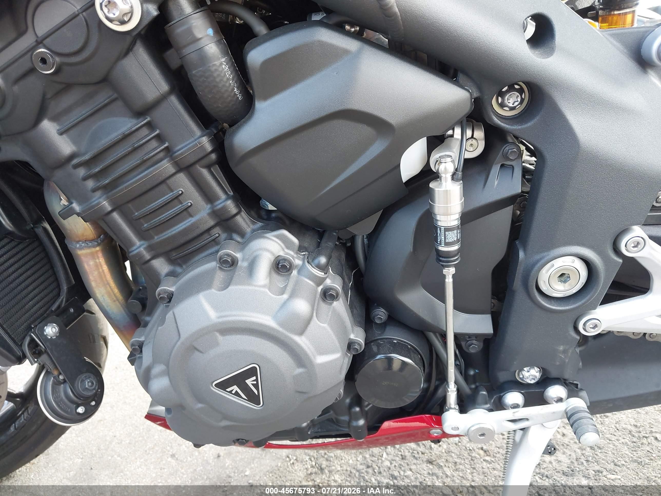 2024 Triumph Motorcycle Speed Triple VIN SMTP01ST0RTBP7983 IAAI salvage auction — Front End, Salvage (California), sold $6,550 on 2026-09-16 (photo 9)