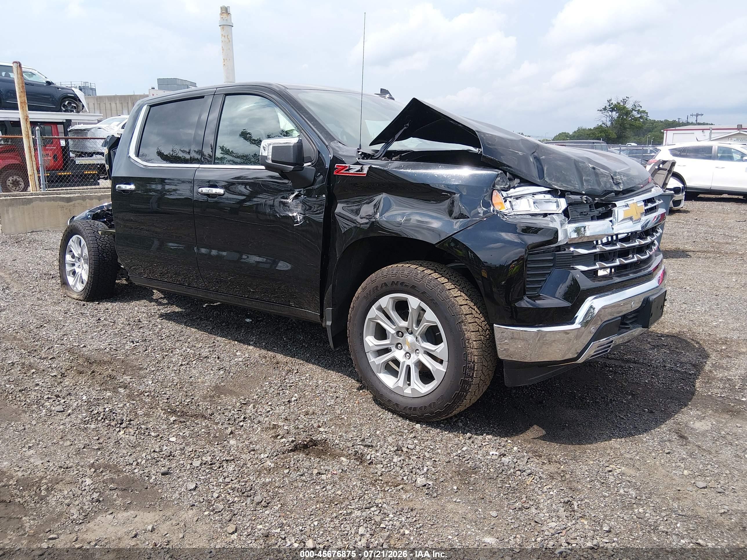 2026 Chevrolet Silverado 1500 VIN 1GCUKGED6TZ252013 — IAAI salvage auction photo