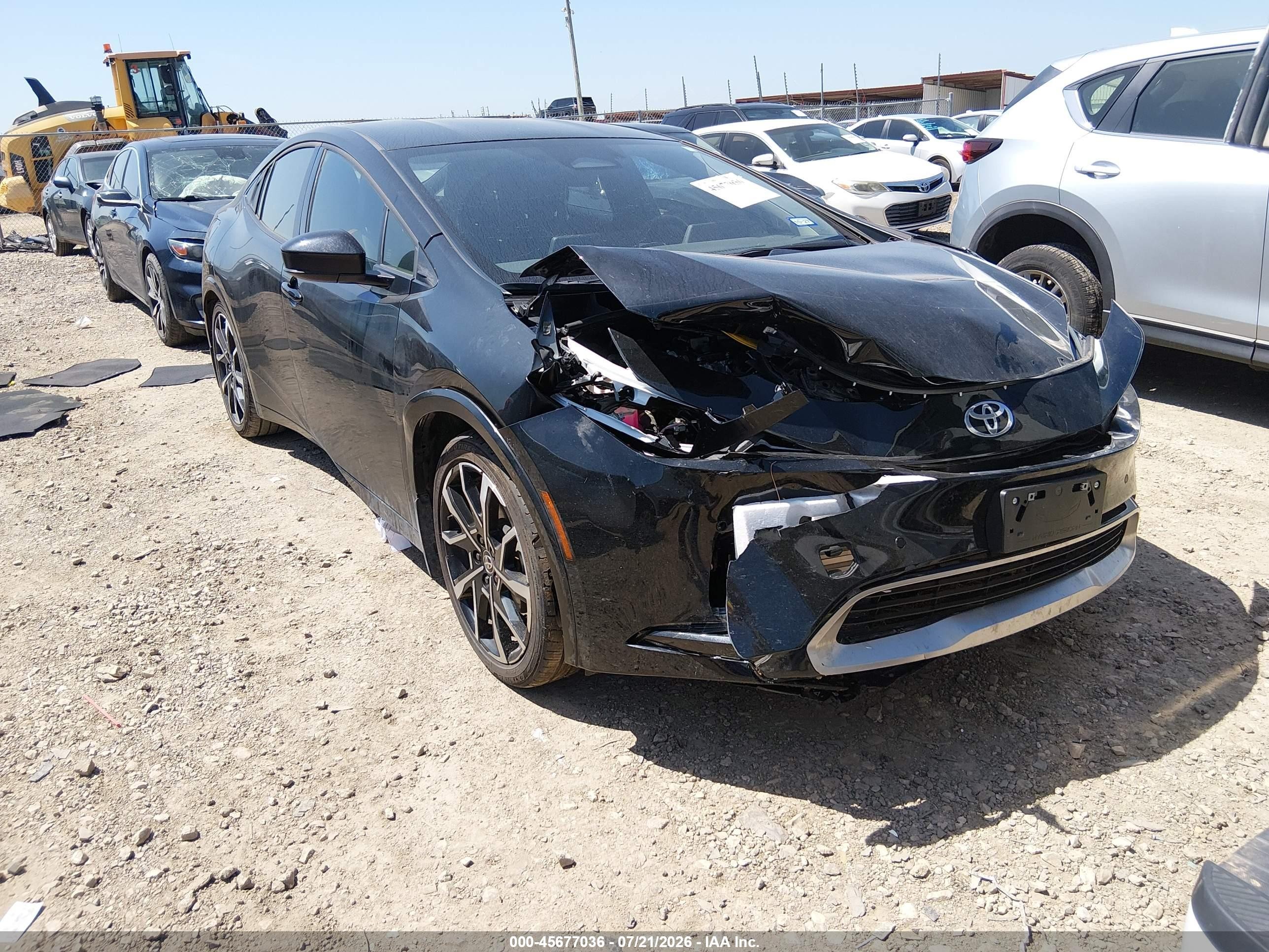 2025 Toyota Prius Plug-In VIN JTDACACU2S3042851 — IAAI salvage auction photo