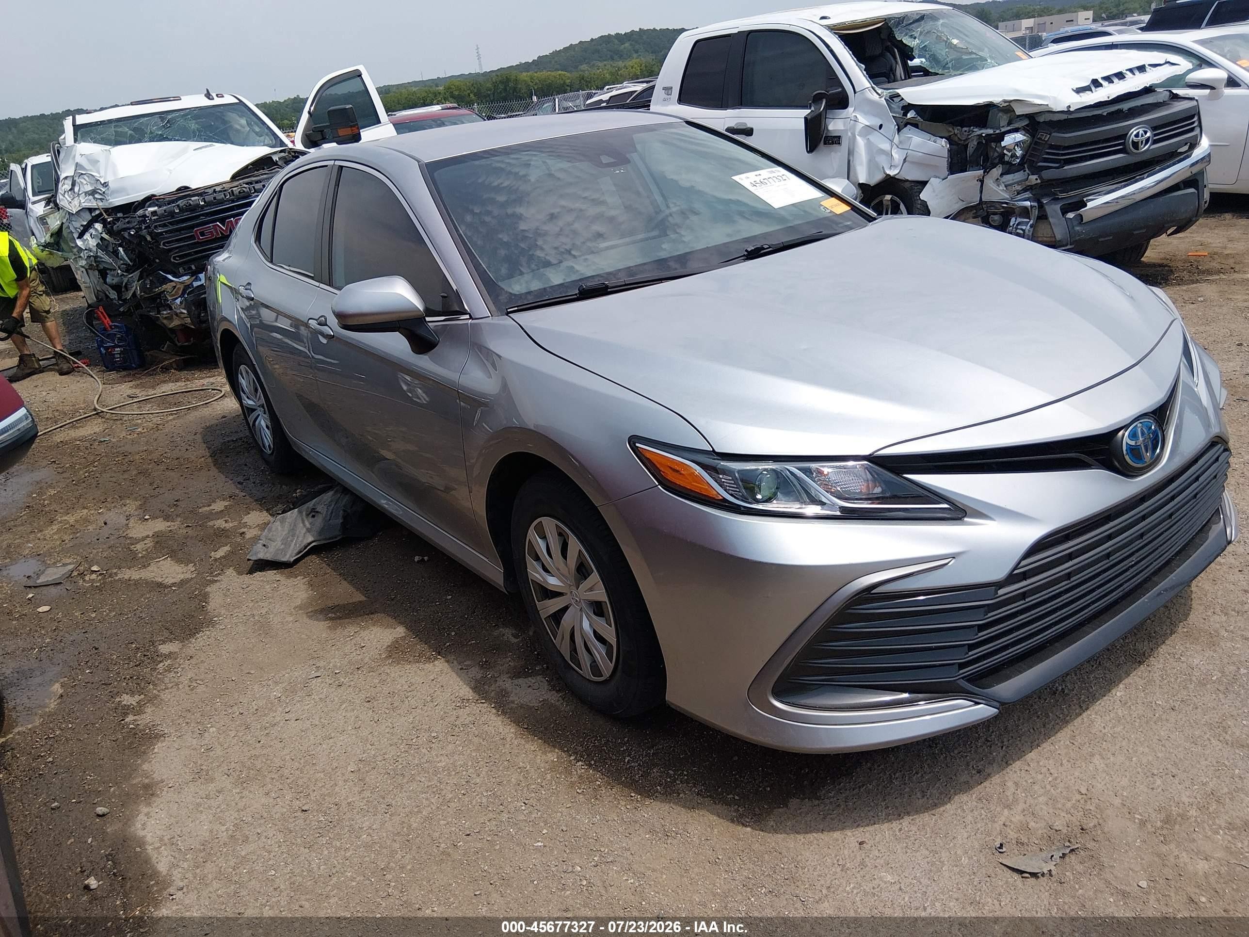 2024 Toyota Camry Hybrid VIN 4T1C31AK6RU626034 — IAAI salvage auction photo