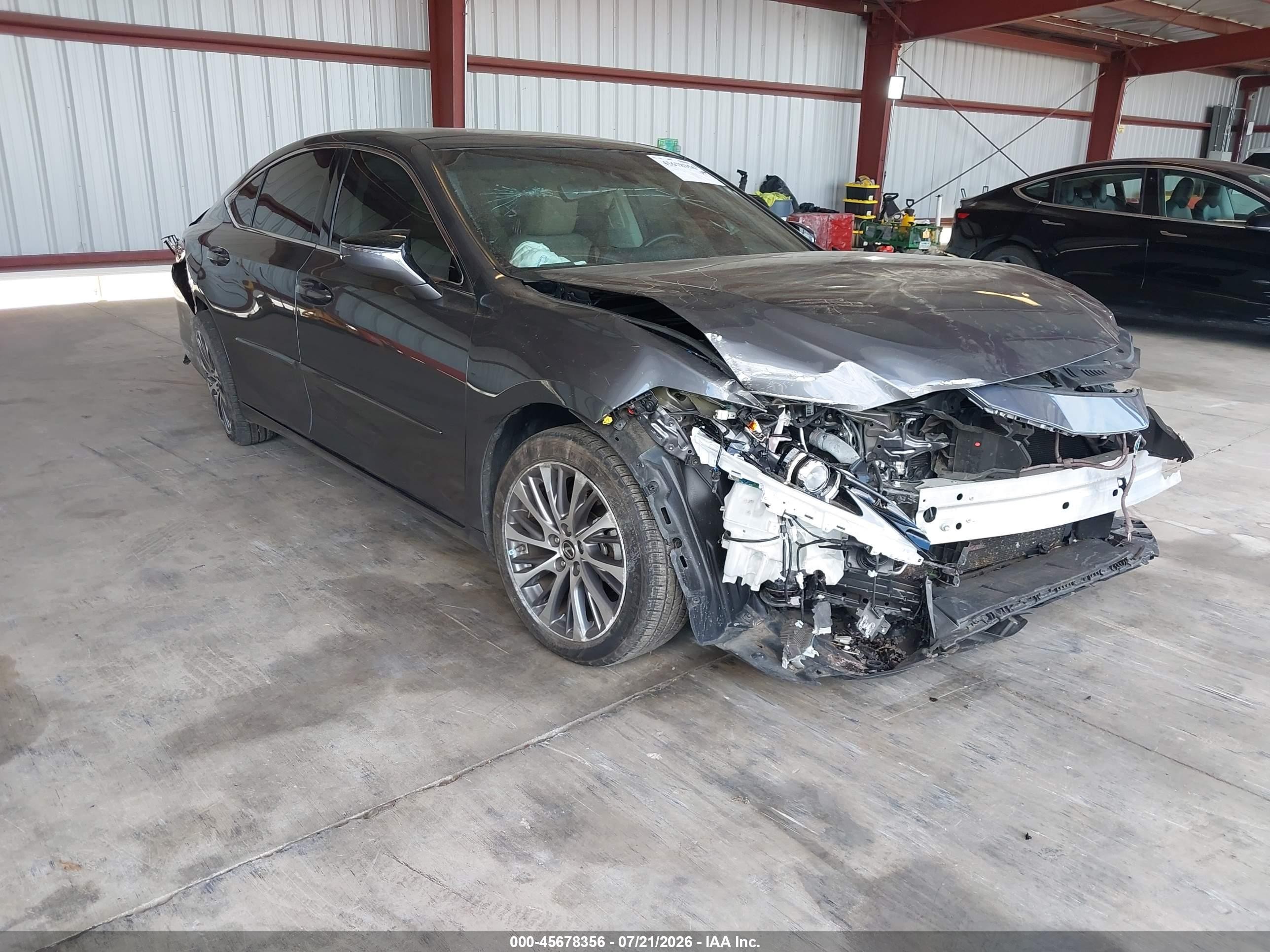 2019 Lexus ES 350 VIN 58ABZ1B19KU039230 — IAAI salvage auction photo