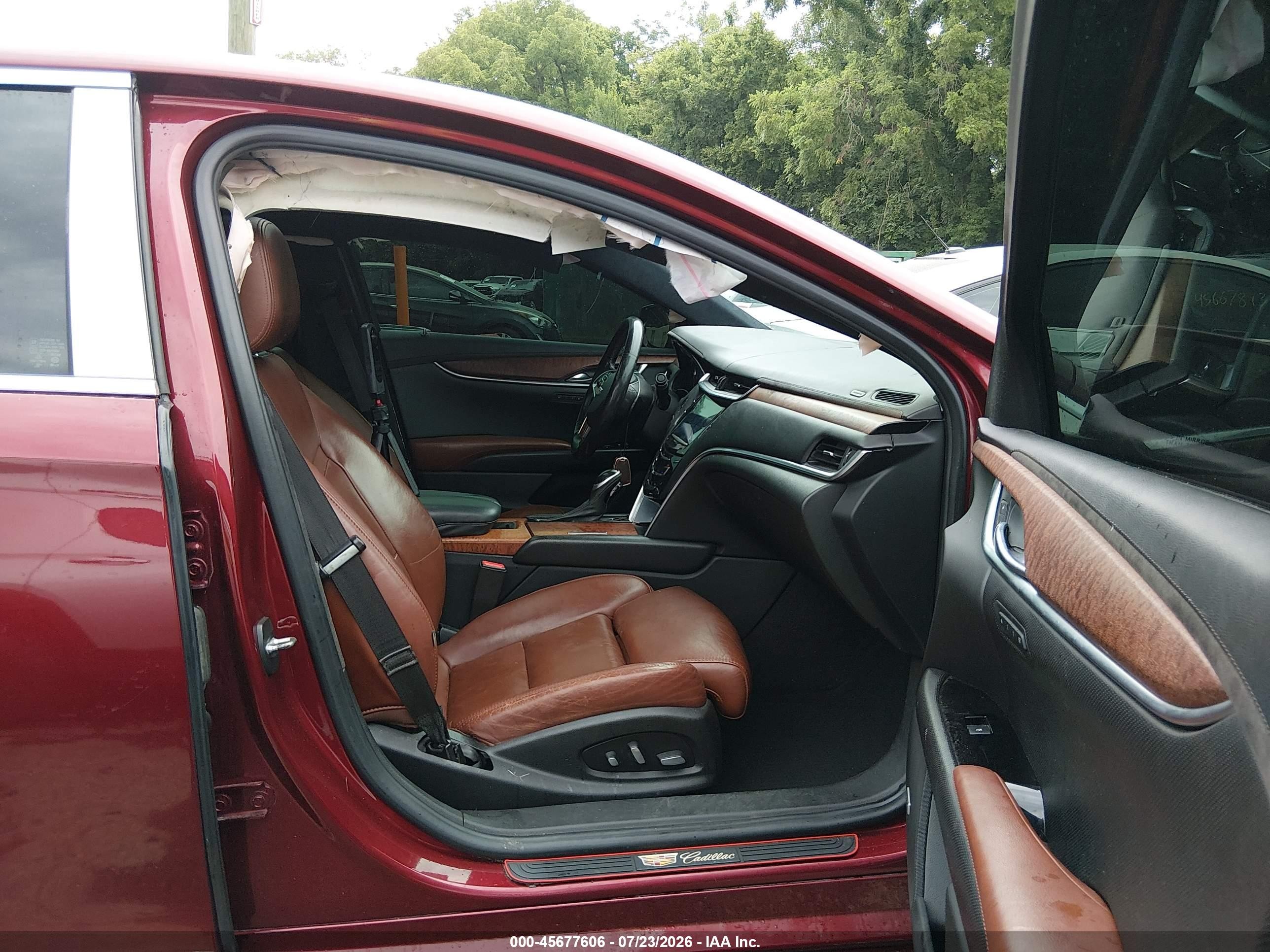 2016 Cadillac XTS VIN 2G61P5S31G9180225 IAAI salvage auction — Side, Wait Title, sold $1,300 on 2026-09-20 (photo 5)